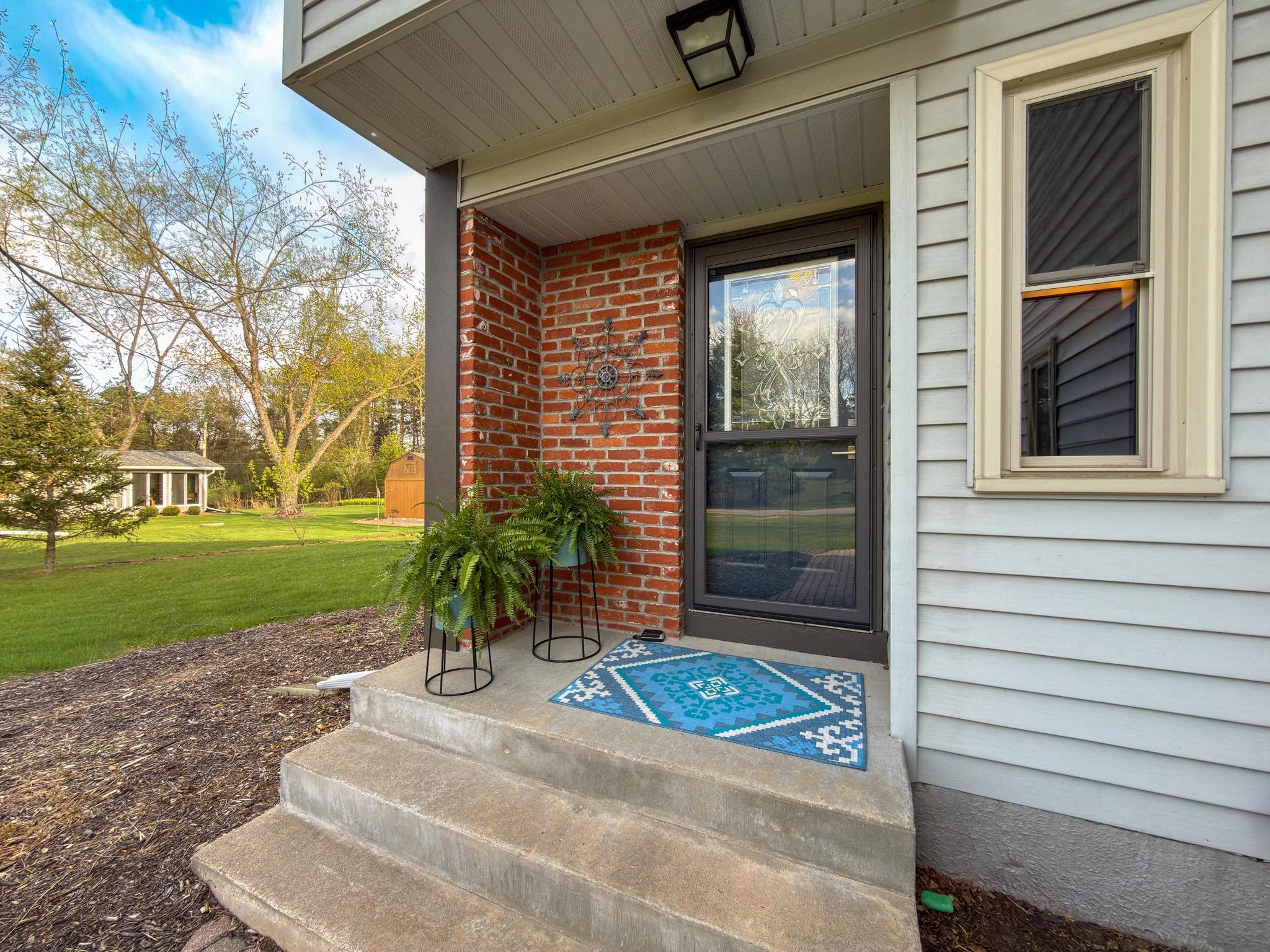 5545 RIVERVIEW COURT, Stevens Point, Wisconsin 54482, 3 Bedrooms Bedrooms, ,2 BathroomsBathrooms,Residential,For Sale,5545 RIVERVIEW COURT,22602113