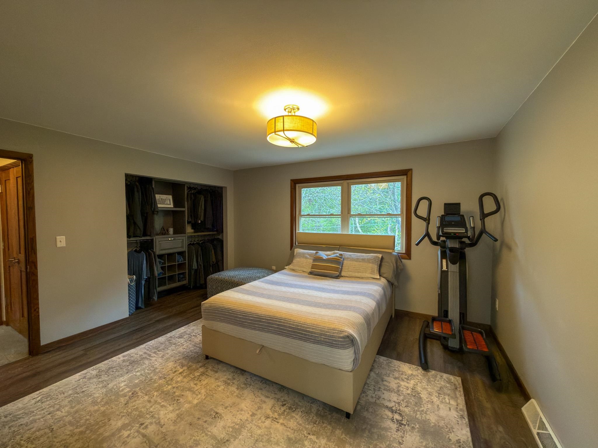 5545 RIVERVIEW COURT, Stevens Point, Wisconsin 54482, 3 Bedrooms Bedrooms, ,2 BathroomsBathrooms,Residential,For Sale,5545 RIVERVIEW COURT,22602113