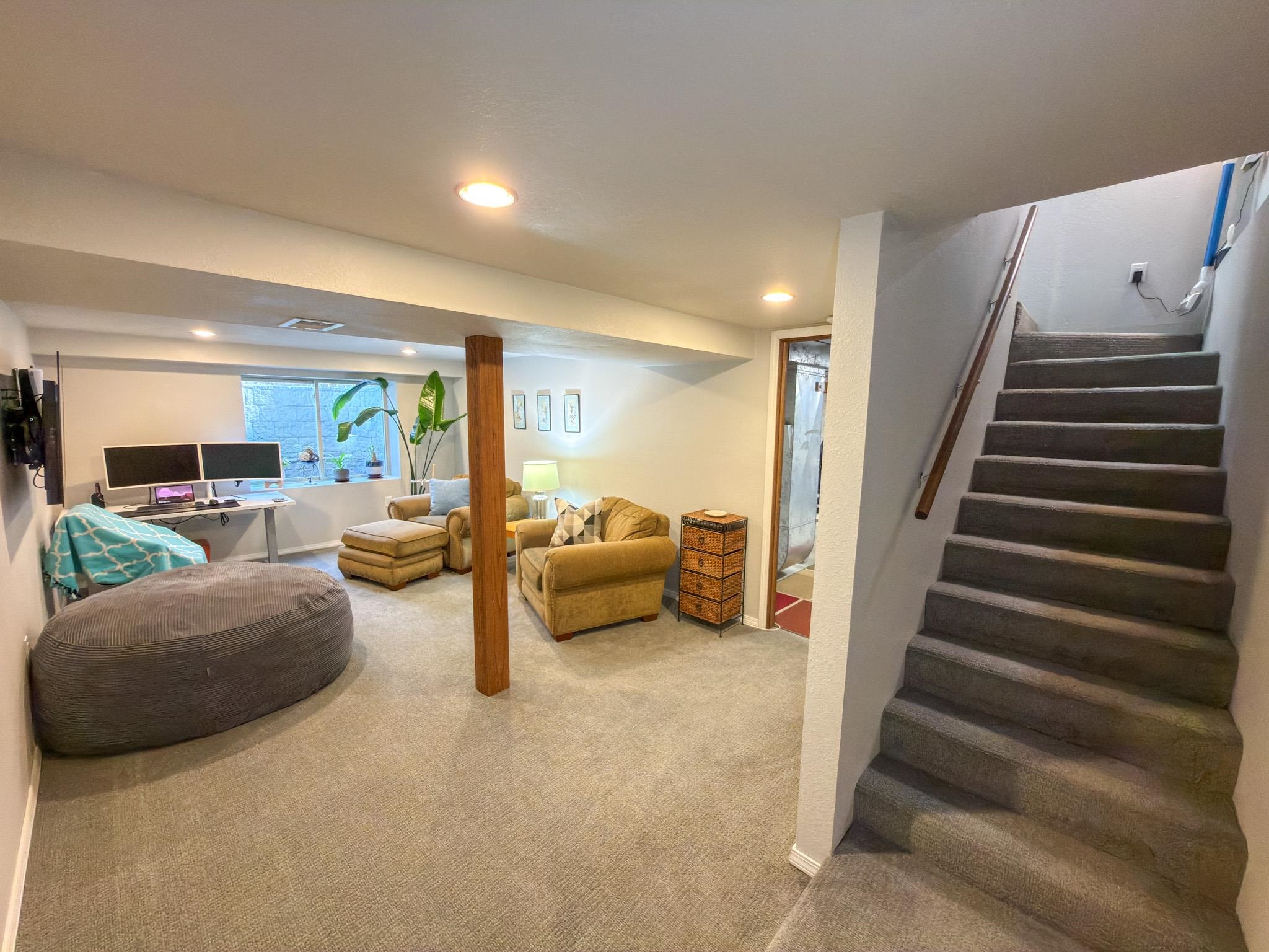 5545 RIVERVIEW COURT, Stevens Point, Wisconsin 54482, 3 Bedrooms Bedrooms, ,2 BathroomsBathrooms,Residential,For Sale,5545 RIVERVIEW COURT,22602113