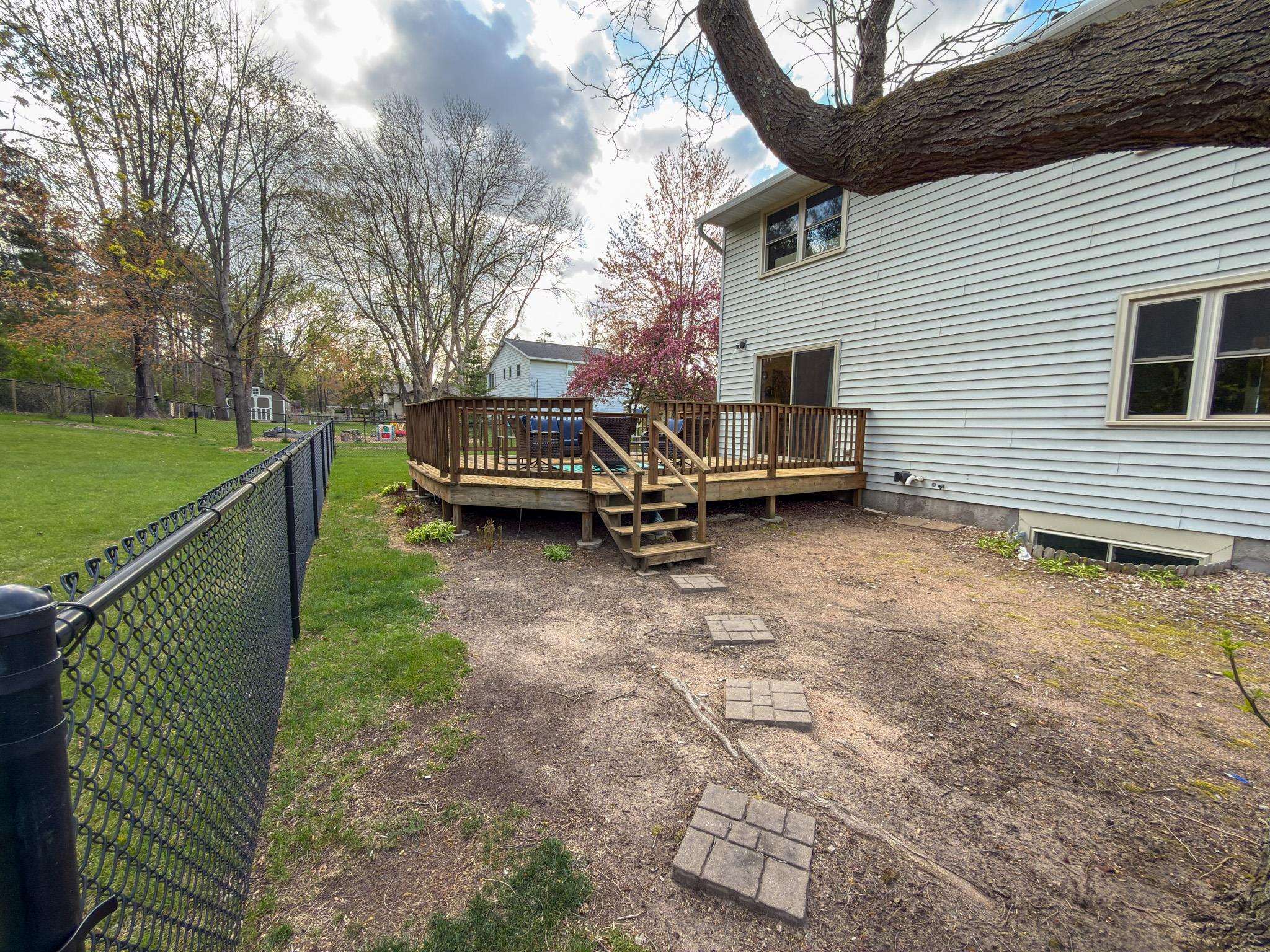 5545 RIVERVIEW COURT, Stevens Point, Wisconsin 54482, 3 Bedrooms Bedrooms, ,2 BathroomsBathrooms,Residential,For Sale,5545 RIVERVIEW COURT,22602113