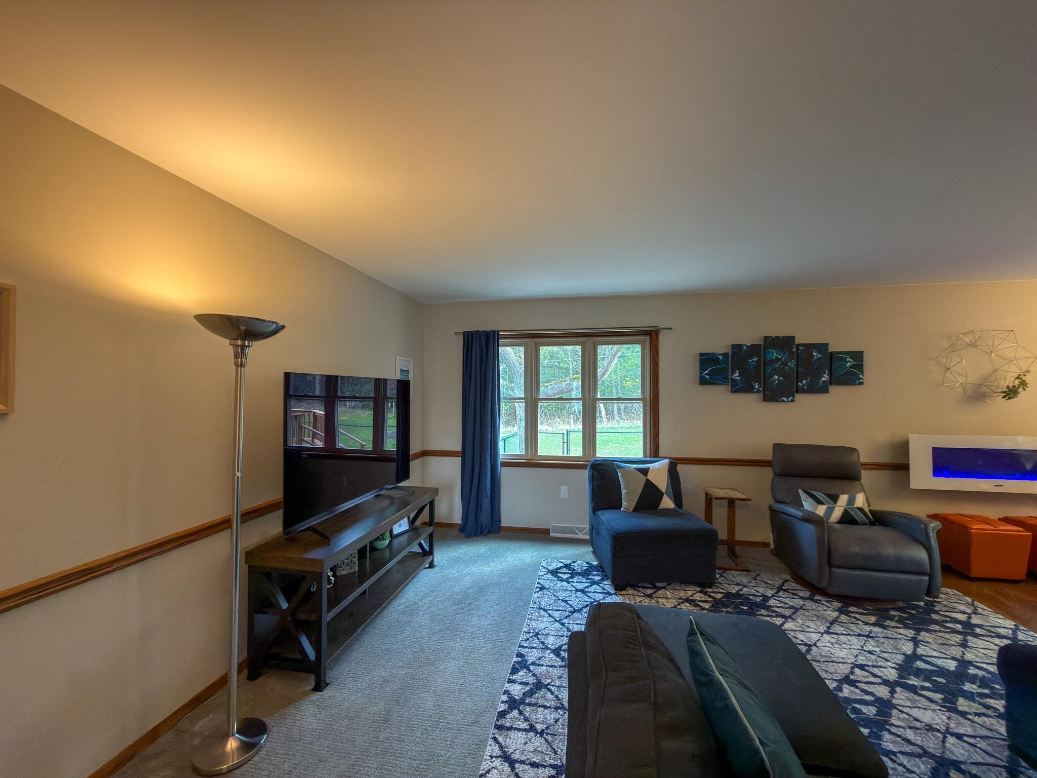5545 RIVERVIEW COURT, Stevens Point, Wisconsin 54482, 3 Bedrooms Bedrooms, ,2 BathroomsBathrooms,Residential,For Sale,5545 RIVERVIEW COURT,22602113