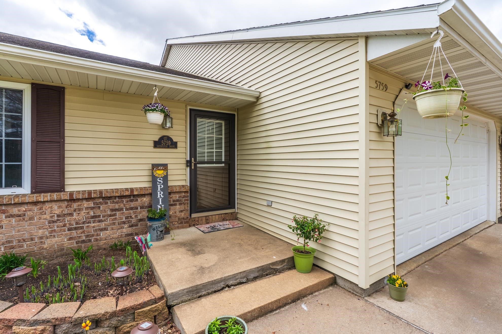 5759 SANDPIPER DRIVE, Stevens Point, Wisconsin 54482, 3 Bedrooms Bedrooms, ,2 BathroomsBathrooms,Residential,For Sale,5759 SANDPIPER DRIVE,22602114