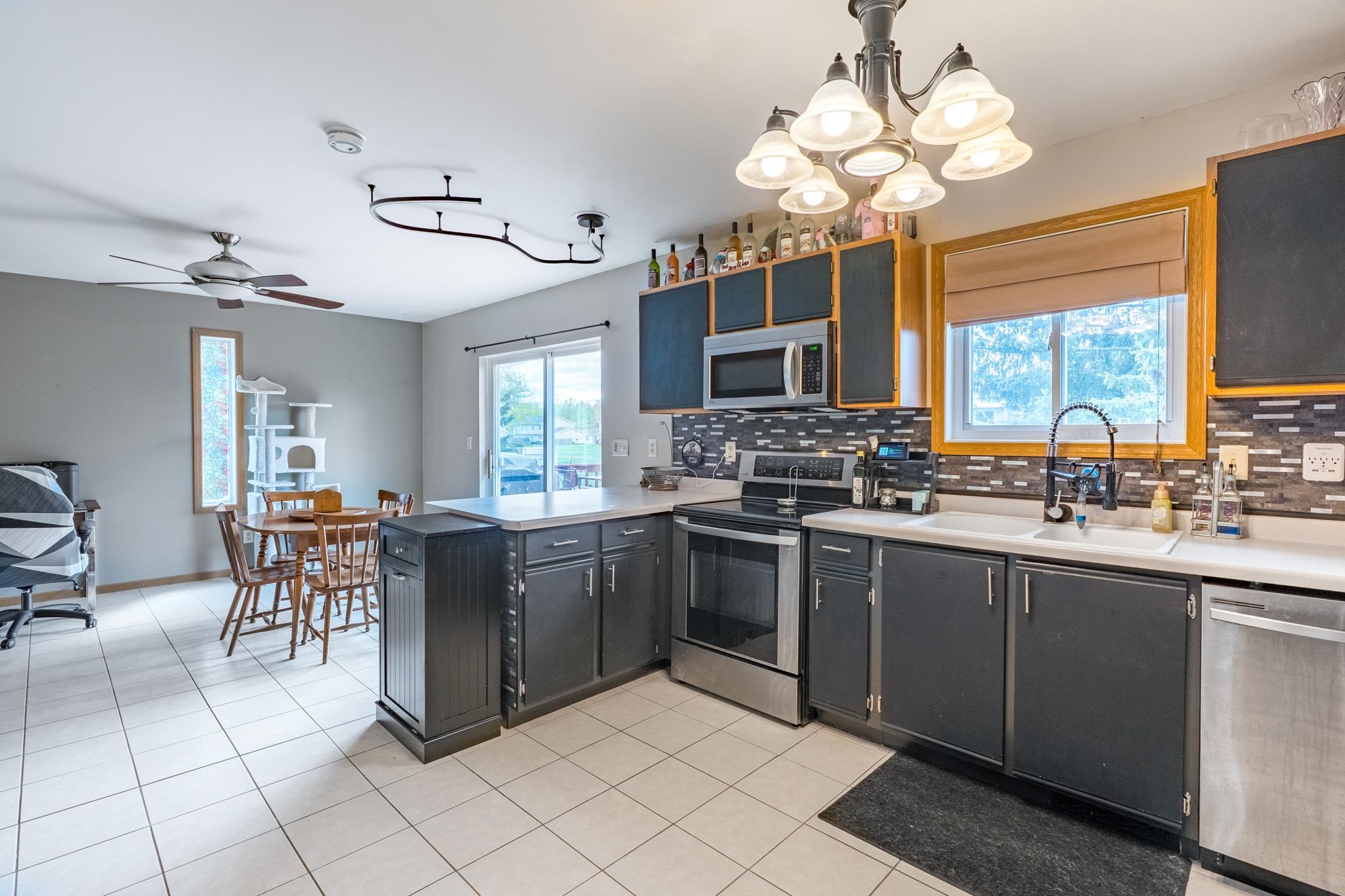 5759 SANDPIPER DRIVE, Stevens Point, Wisconsin 54482, 3 Bedrooms Bedrooms, ,2 BathroomsBathrooms,Residential,For Sale,5759 SANDPIPER DRIVE,22602114