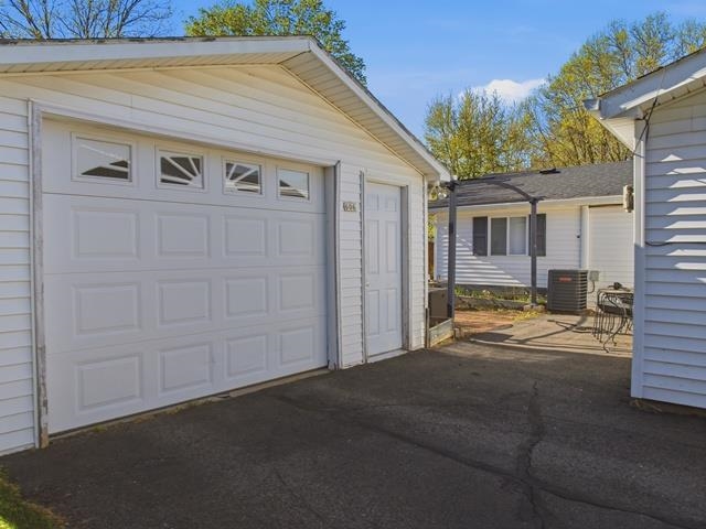 606 N PLUM AVENUE, Marshfield, Wisconsin 54449, 4 Bedrooms Bedrooms, ,1 BathroomBathrooms,Residential,For Sale,606 N PLUM AVENUE,22602116