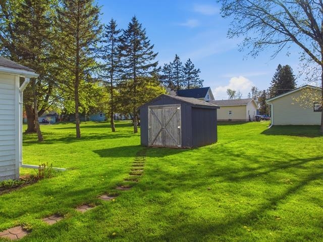 606 N PLUM AVENUE, Marshfield, Wisconsin 54449, 4 Bedrooms Bedrooms, ,1 BathroomBathrooms,Residential,For Sale,606 N PLUM AVENUE,22602116
