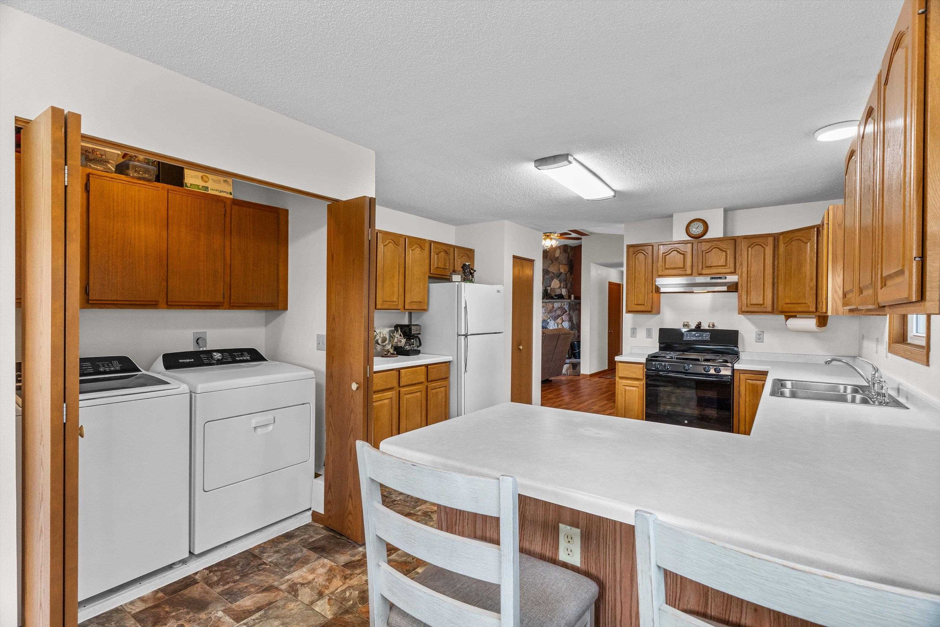 9816 LINCOLN AVENUE, Marshfield, Wisconsin 54449, 3 Bedrooms Bedrooms, ,2 BathroomsBathrooms,Residential,For Sale,9816 LINCOLN AVENUE,22602118