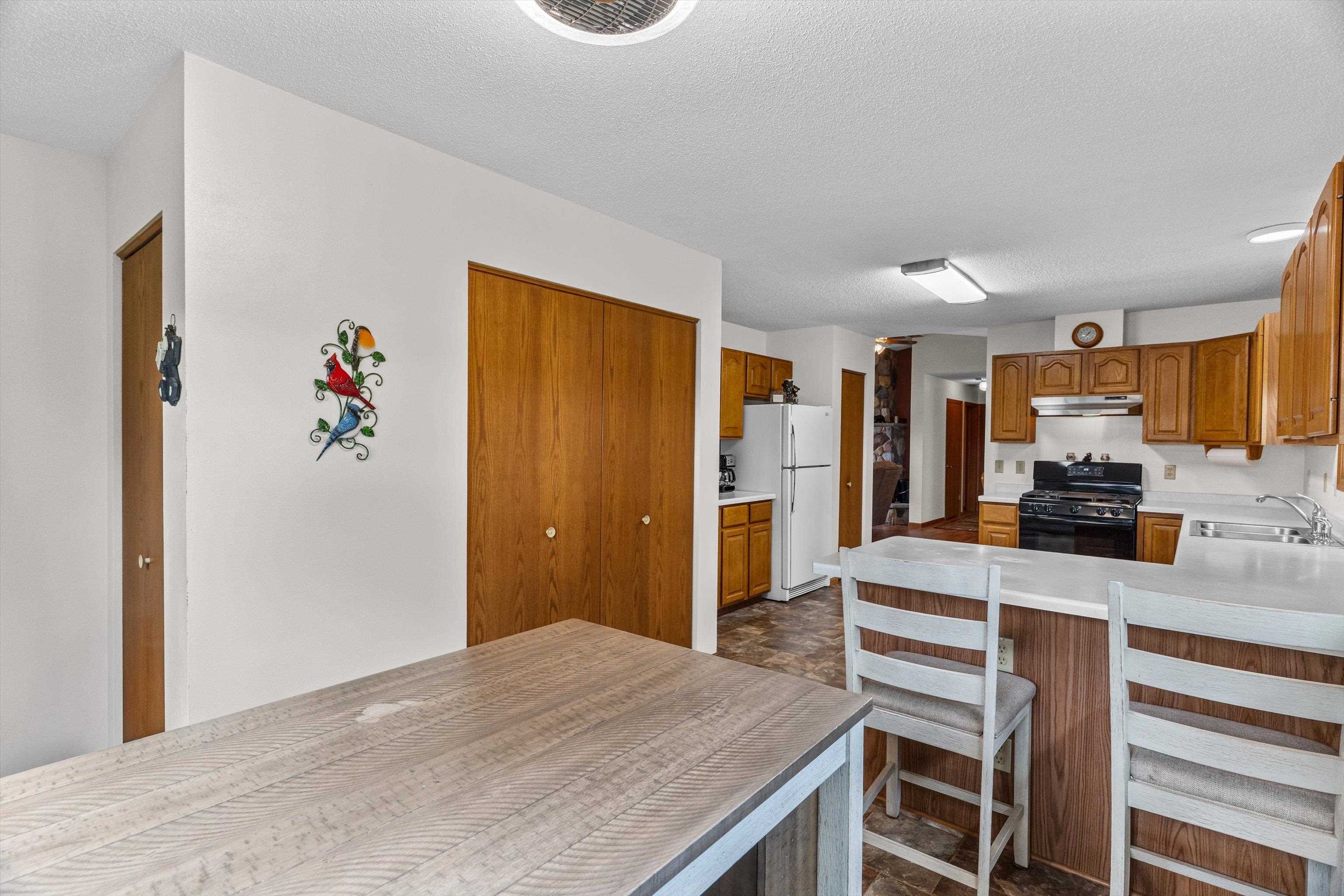 9816 LINCOLN AVENUE, Marshfield, Wisconsin 54449, 3 Bedrooms Bedrooms, ,2 BathroomsBathrooms,Residential,For Sale,9816 LINCOLN AVENUE,22602118