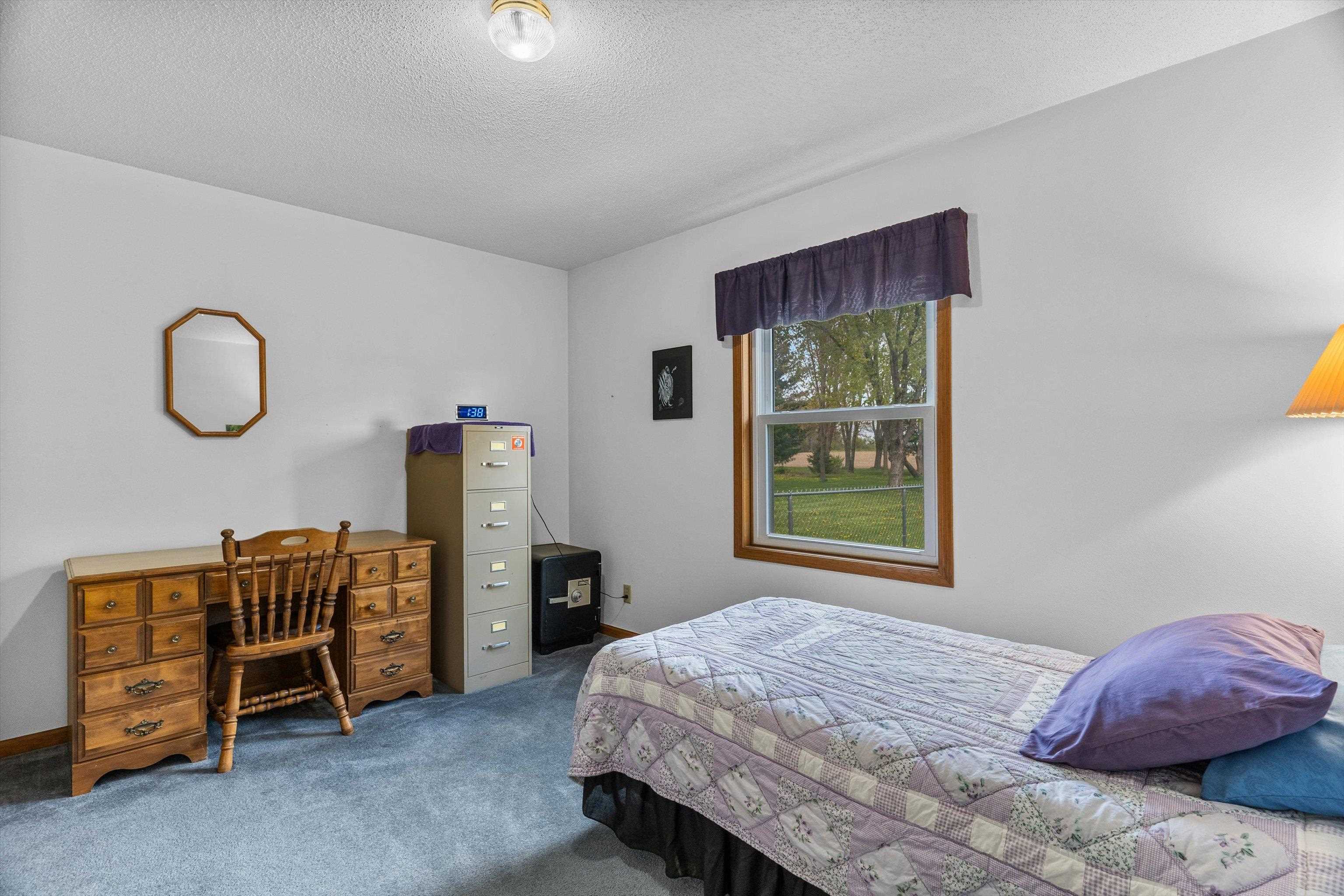 9816 LINCOLN AVENUE, Marshfield, Wisconsin 54449, 3 Bedrooms Bedrooms, ,2 BathroomsBathrooms,Residential,For Sale,9816 LINCOLN AVENUE,22602118