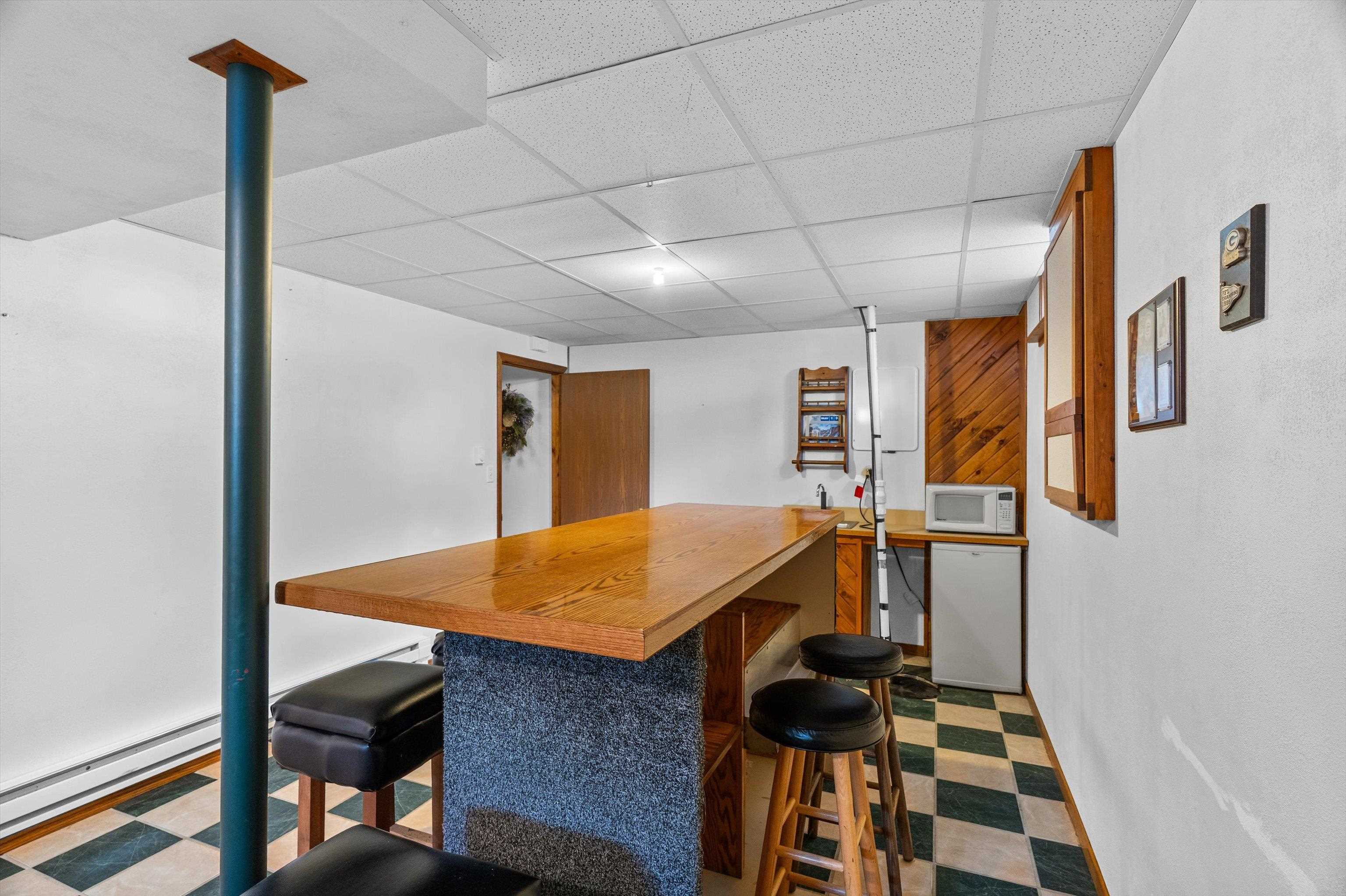 9816 LINCOLN AVENUE, Marshfield, Wisconsin 54449, 3 Bedrooms Bedrooms, ,2 BathroomsBathrooms,Residential,For Sale,9816 LINCOLN AVENUE,22602118