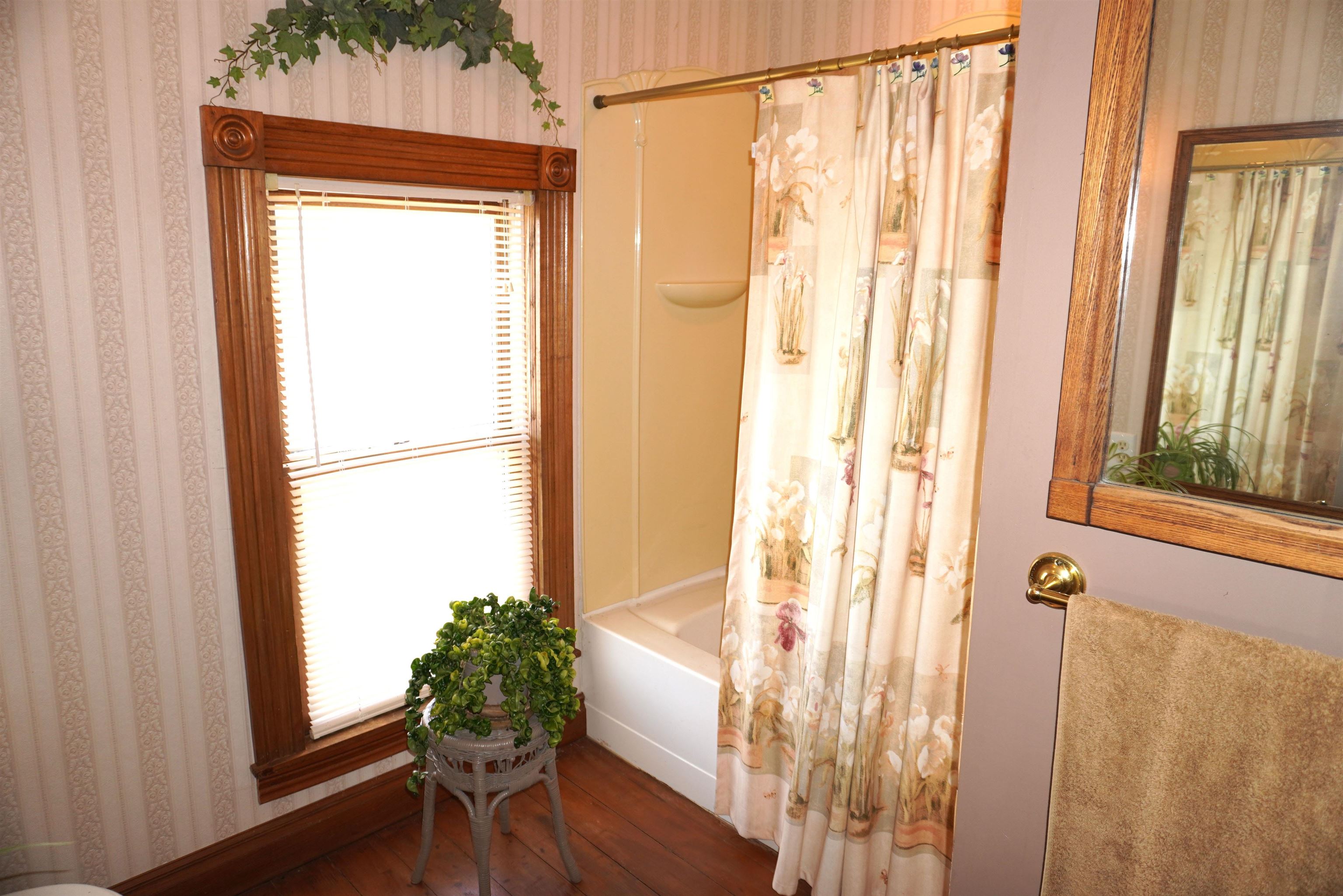 8525 N 60TH AVENUE, Merrill, Wisconsin 54452, 4 Bedrooms Bedrooms, ,2 BathroomsBathrooms,Residential,For Sale,8525 N 60TH AVENUE,22602120
