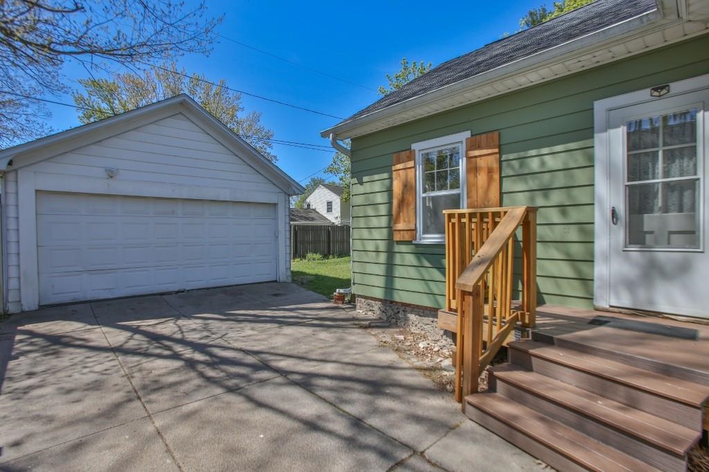 417 RUDER STREET, Wausau, Wisconsin 54403, 3 Bedrooms Bedrooms, ,2 BathroomsBathrooms,Residential,For Sale,417 RUDER STREET,22602121