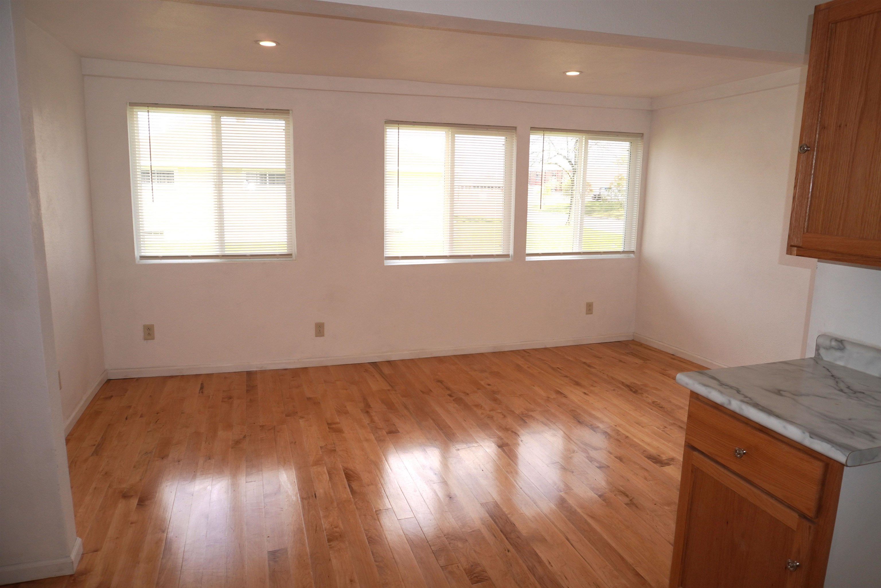 1706 E 7TH STREET, Merrill, Wisconsin 54452, 3 Bedrooms Bedrooms, ,2 BathroomsBathrooms,Residential,For Sale,1706 E 7TH STREET,22602123