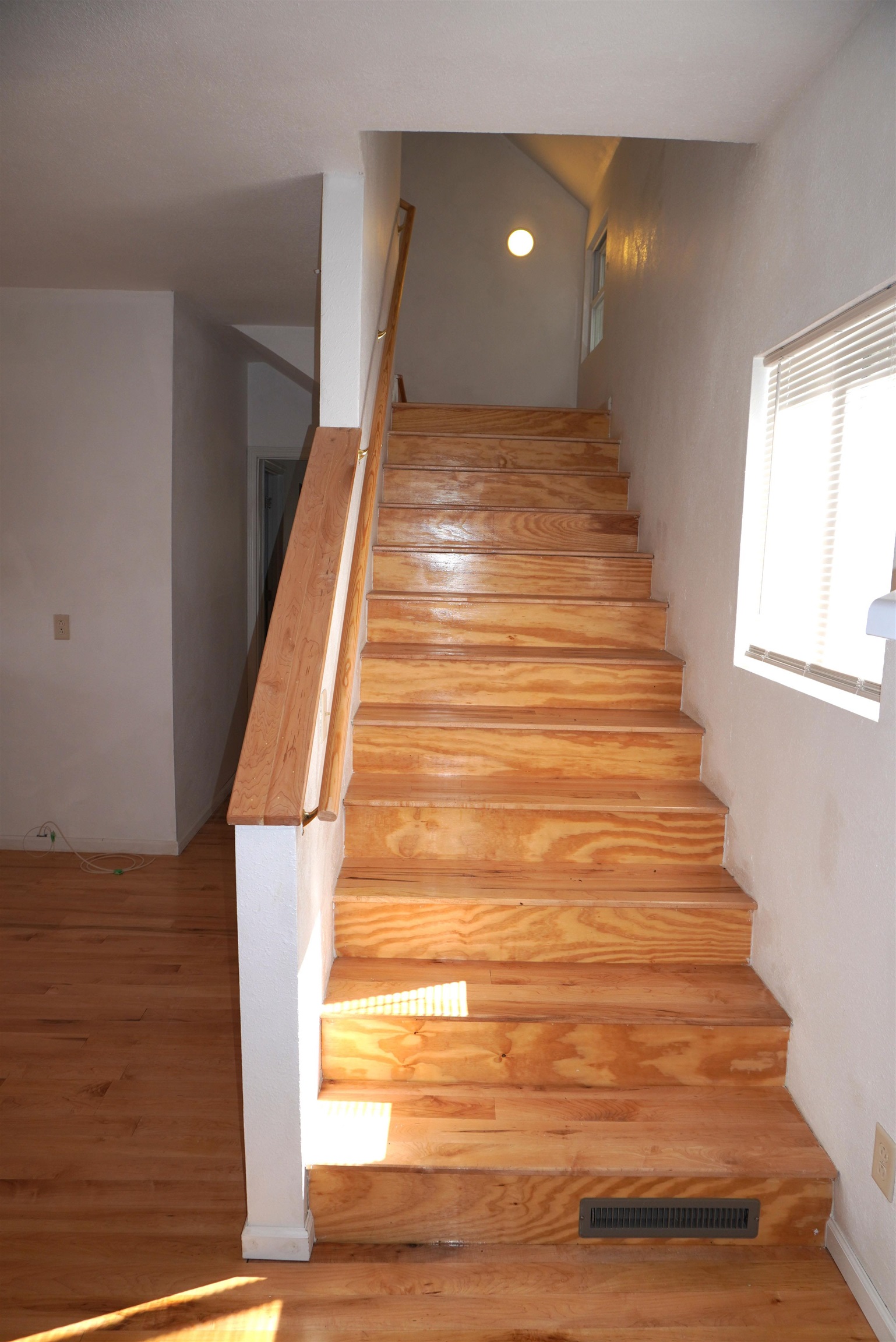 1706 E 7TH STREET, Merrill, Wisconsin 54452, 3 Bedrooms Bedrooms, ,2 BathroomsBathrooms,Residential,For Sale,1706 E 7TH STREET,22602123