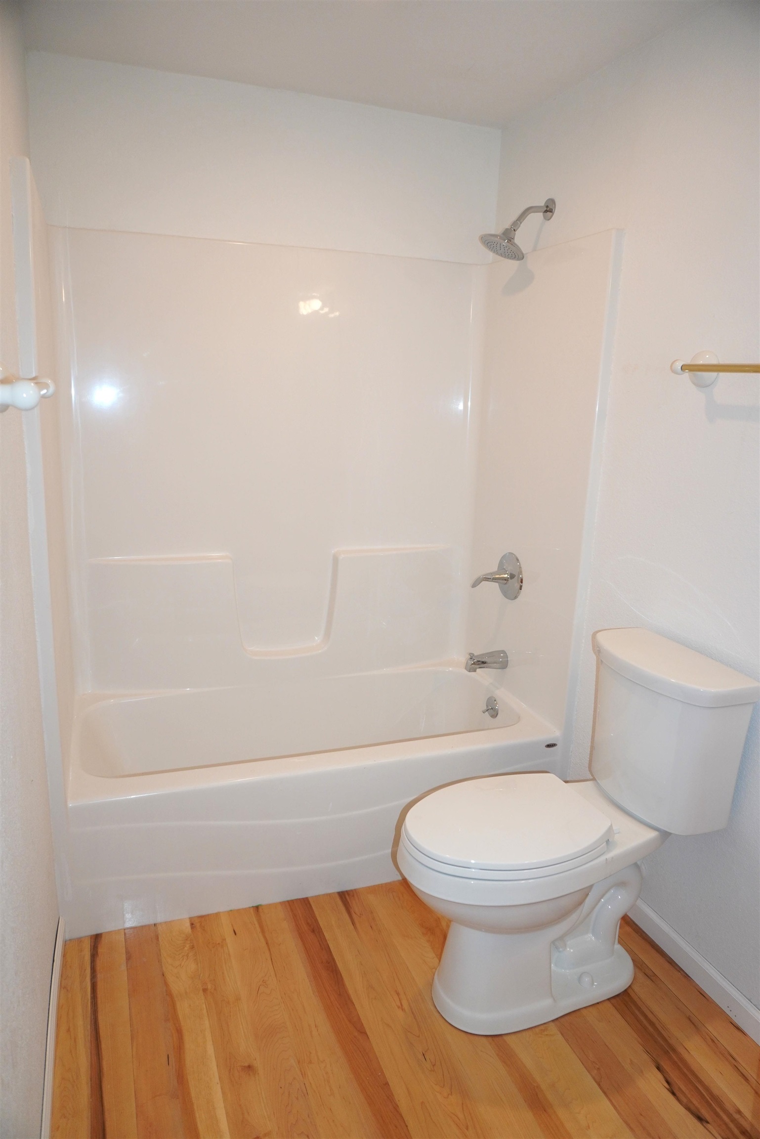 1706 E 7TH STREET, Merrill, Wisconsin 54452, 3 Bedrooms Bedrooms, ,2 BathroomsBathrooms,Residential,For Sale,1706 E 7TH STREET,22602123
