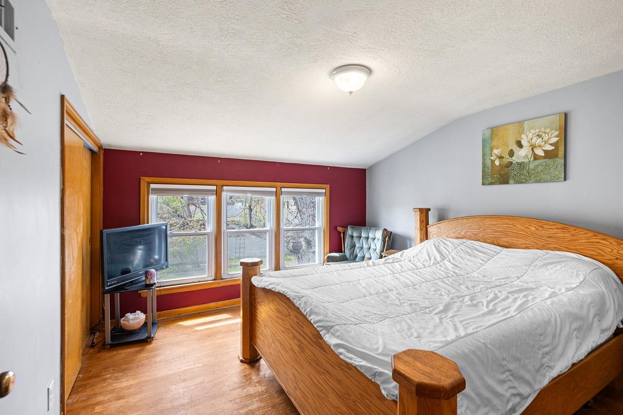 1105 E 9TH STREET, Merrill, Wisconsin 54452, 6 Bedrooms Bedrooms, ,2 BathroomsBathrooms,Residential,For Sale,1105 E 9TH STREET,22602128