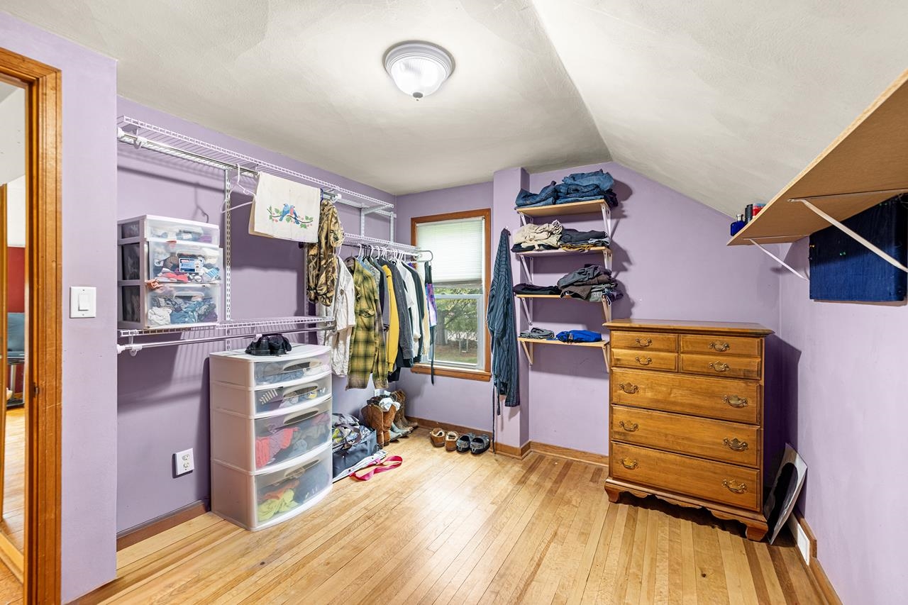 1105 E 9TH STREET, Merrill, Wisconsin 54452, 6 Bedrooms Bedrooms, ,2 BathroomsBathrooms,Residential,For Sale,1105 E 9TH STREET,22602128