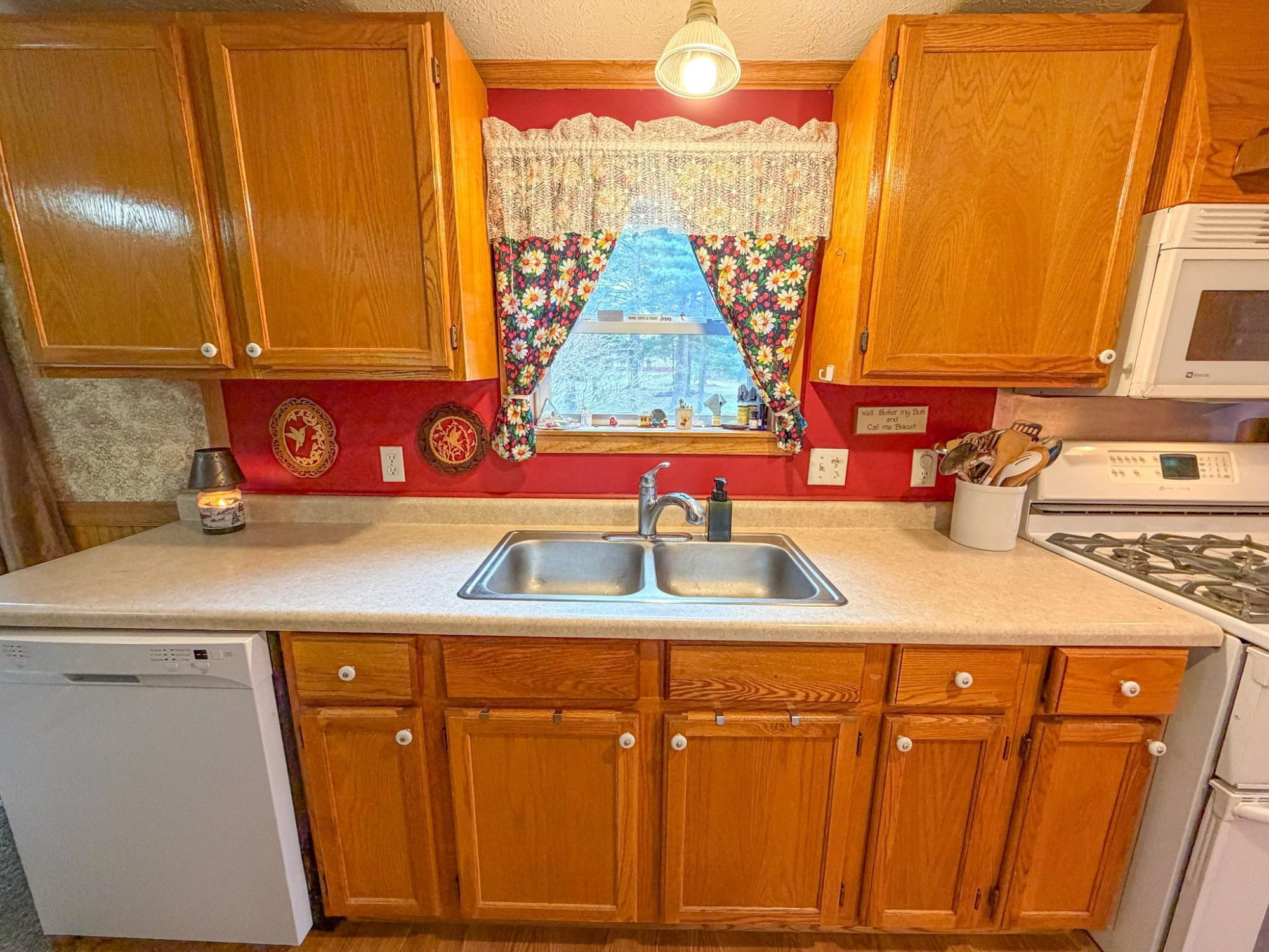 244 FAIRWAY DRIVE, Phillips, Wisconsin 54555, 2 Bedrooms Bedrooms, ,2 BathroomsBathrooms,Residential,For Sale,244 FAIRWAY DRIVE,22602138
