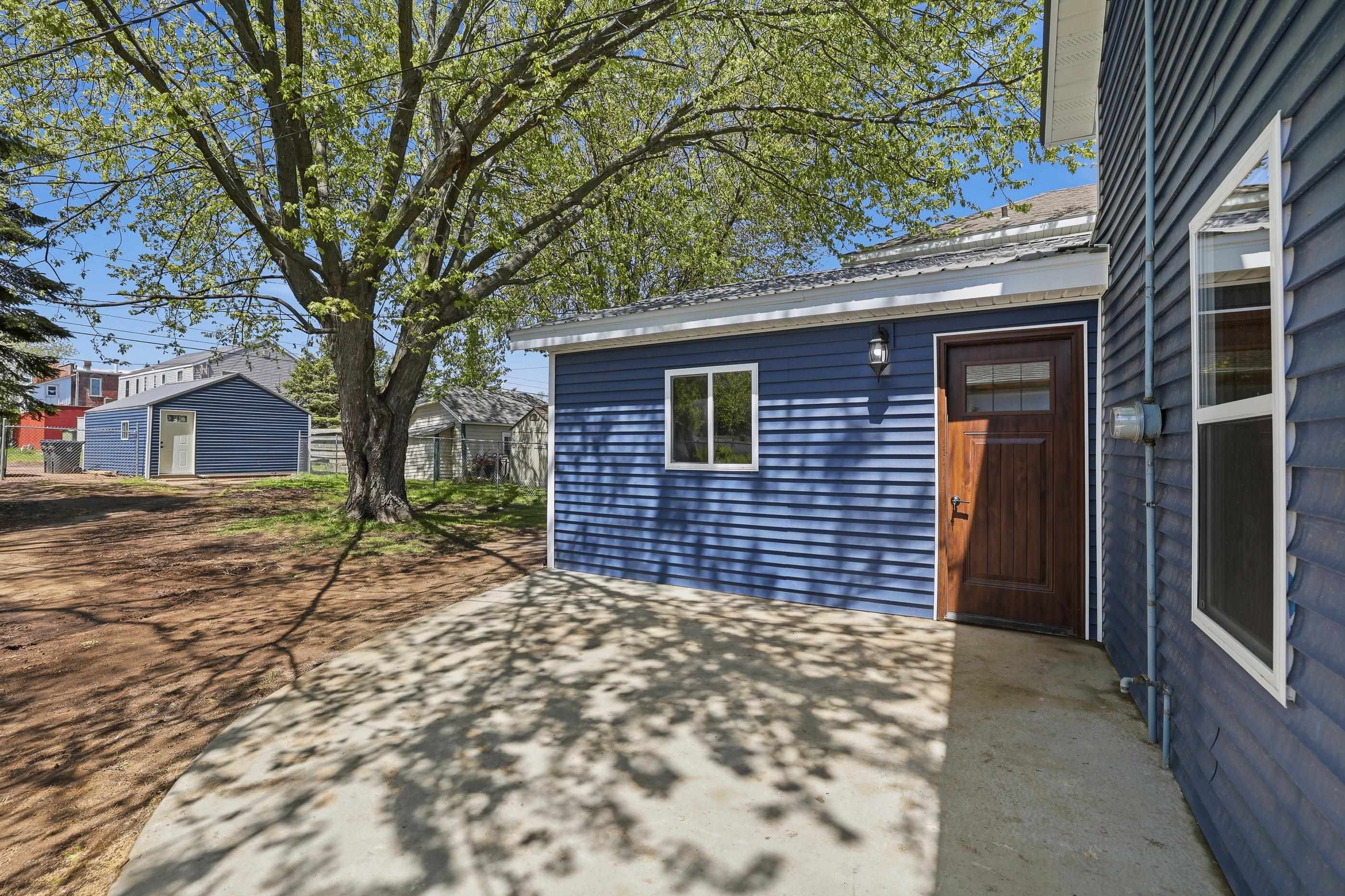 310 N MAPLE AVENUE, Marshfield, Wisconsin 54449, 4 Bedrooms Bedrooms, ,1 BathroomBathrooms,Residential,For Sale,310 N MAPLE AVENUE,22602140