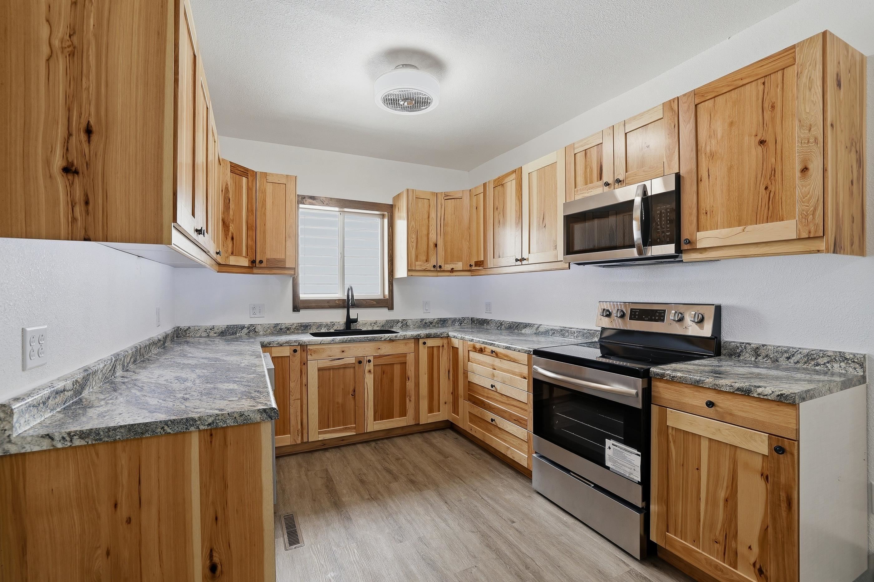 310 N MAPLE AVENUE, Marshfield, Wisconsin 54449, 4 Bedrooms Bedrooms, ,1 BathroomBathrooms,Residential,For Sale,310 N MAPLE AVENUE,22602140