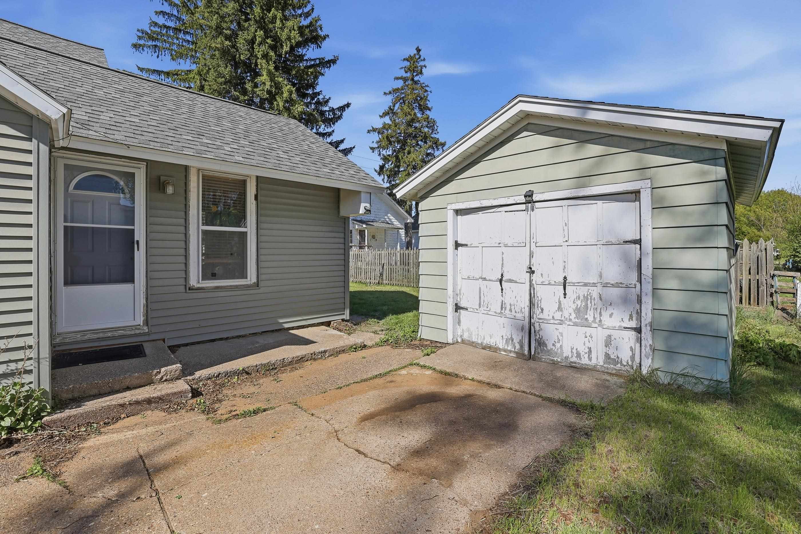 831 LINCOLN STREET, Wisconsin Rapids, Wisconsin 54494, 3 Bedrooms Bedrooms, ,1 BathroomBathrooms,Residential,For Sale,831 LINCOLN STREET,22602141