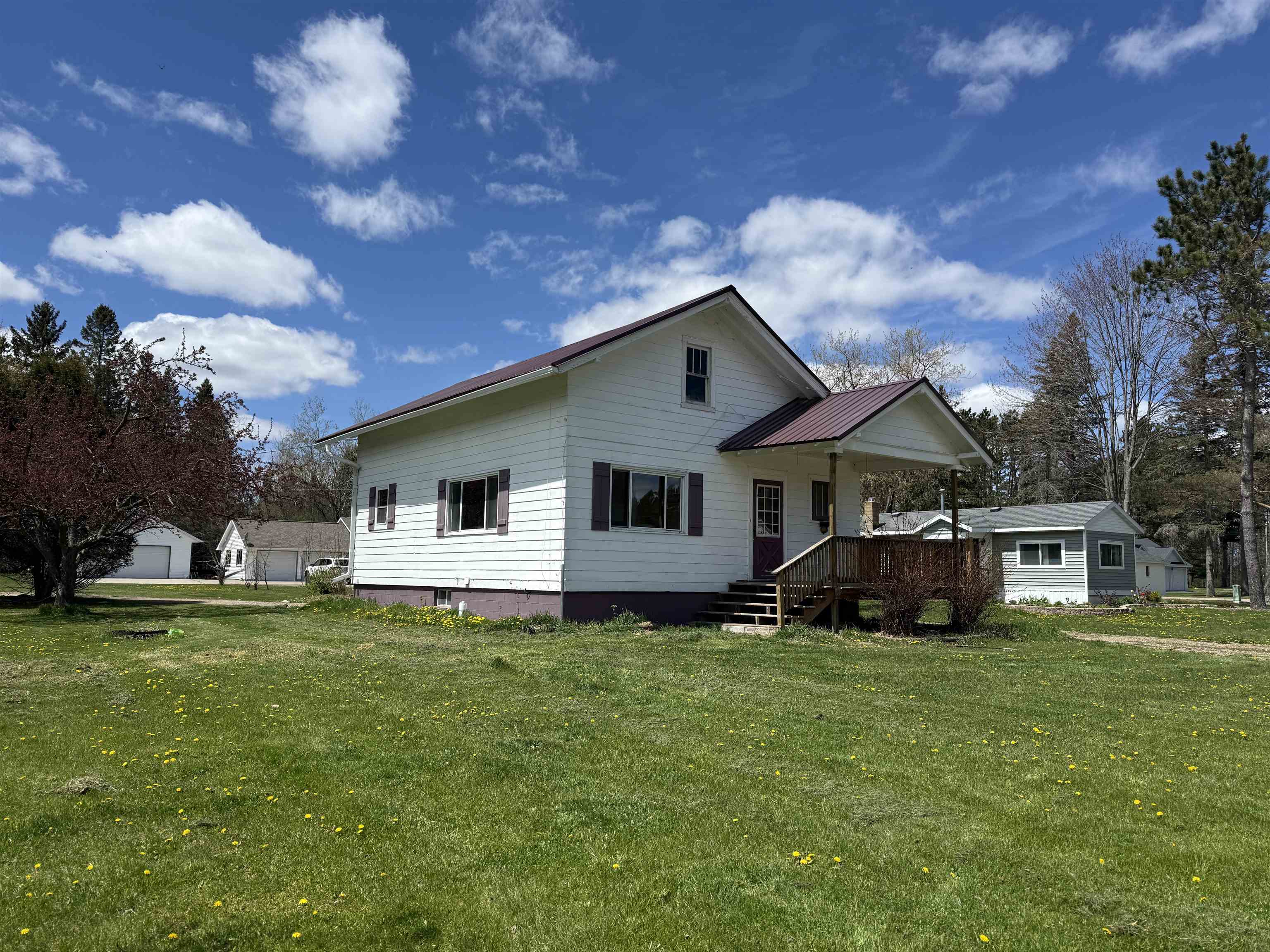 N11316 ANTIGO STREET, Elcho, Wisconsin 54428, 3 Bedrooms Bedrooms, ,1 BathroomBathrooms,Residential,For Sale,N11316 ANTIGO STREET,22602143