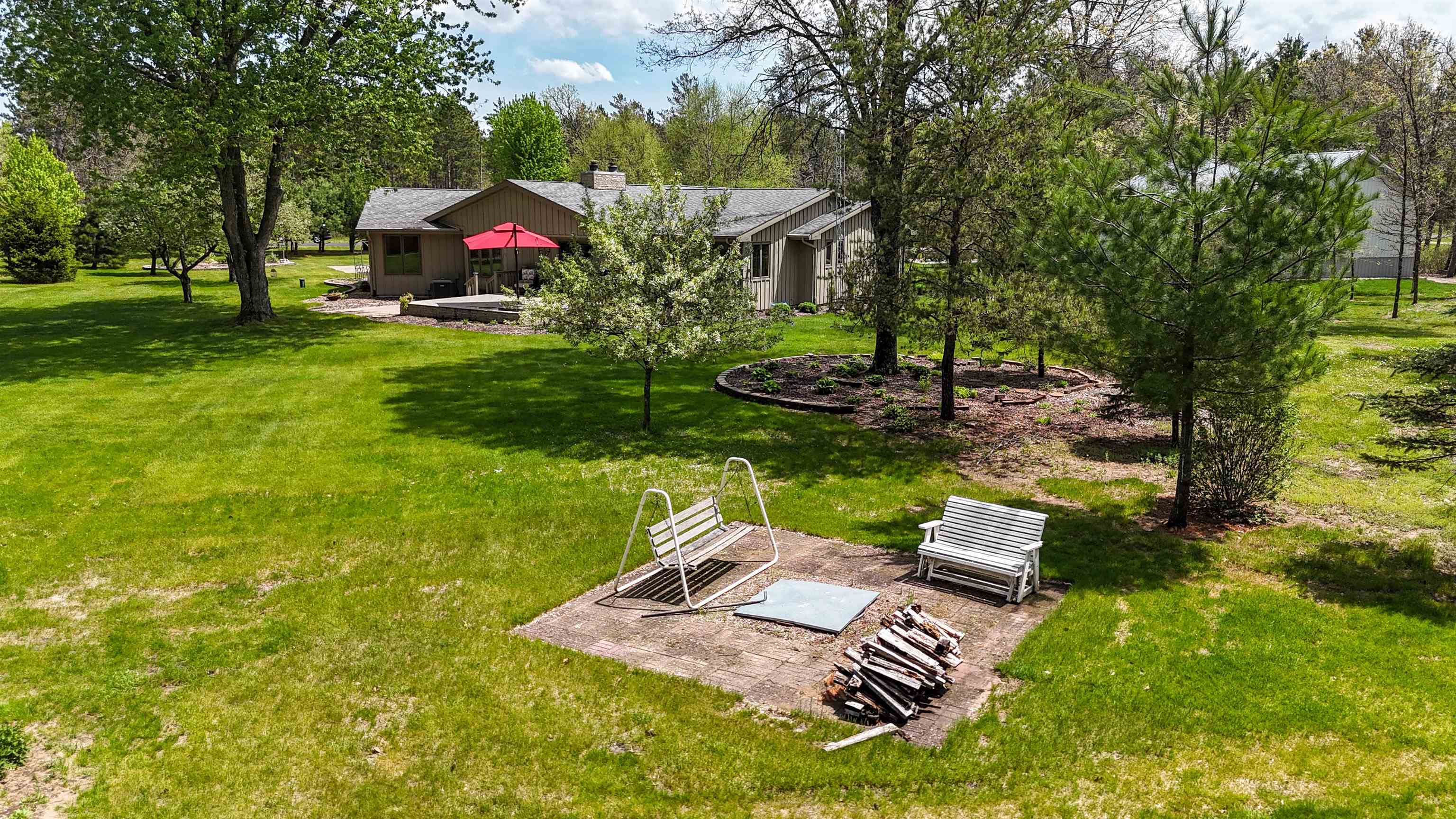 101 14TH AVENUE, Nekoosa, Wisconsin 54457, 3 Bedrooms Bedrooms, ,2 BathroomsBathrooms,Residential,For Sale,101 14TH AVENUE,22602144