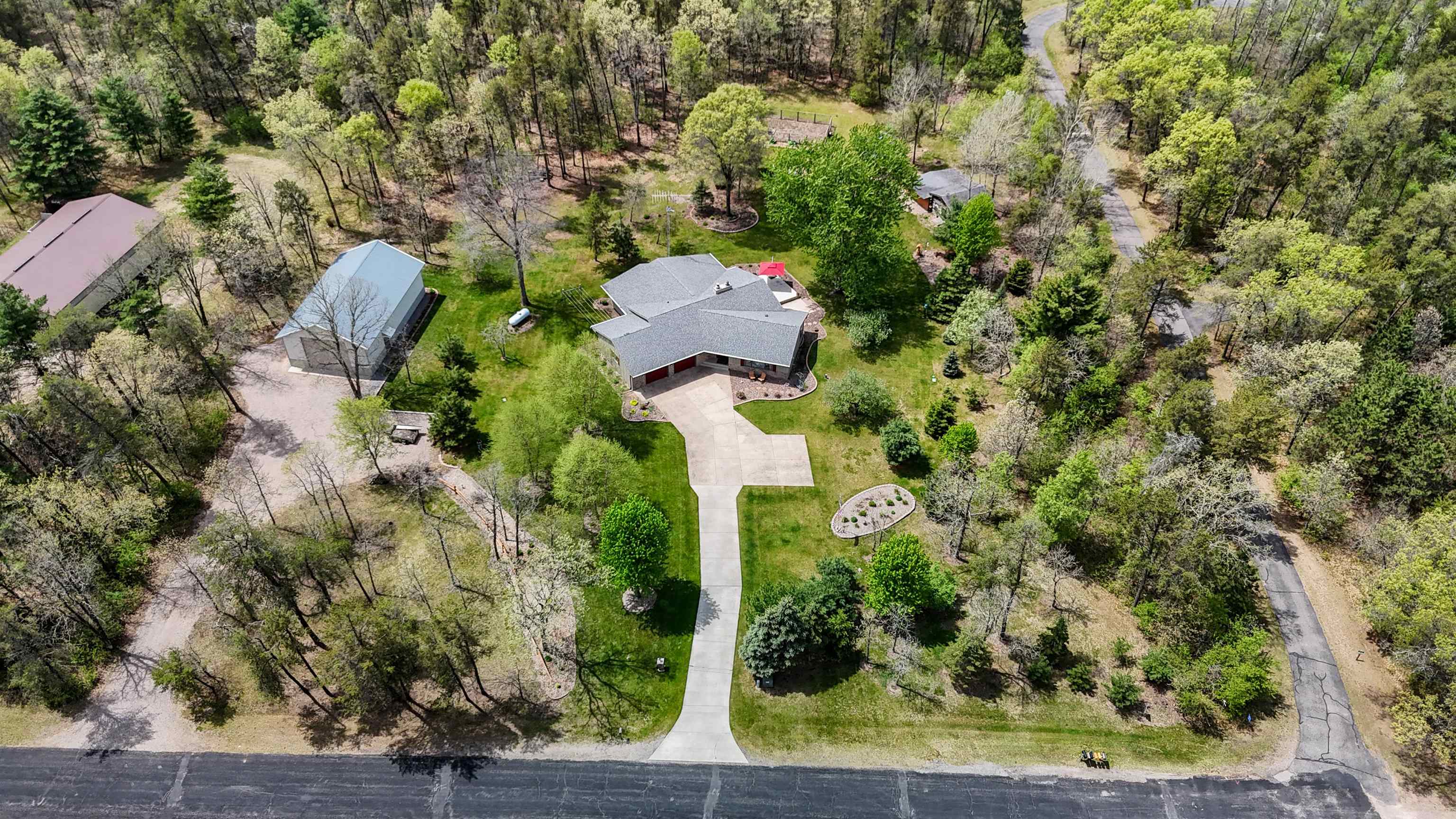 101 14TH AVENUE, Nekoosa, Wisconsin 54457, 3 Bedrooms Bedrooms, ,2 BathroomsBathrooms,Residential,For Sale,101 14TH AVENUE,22602144