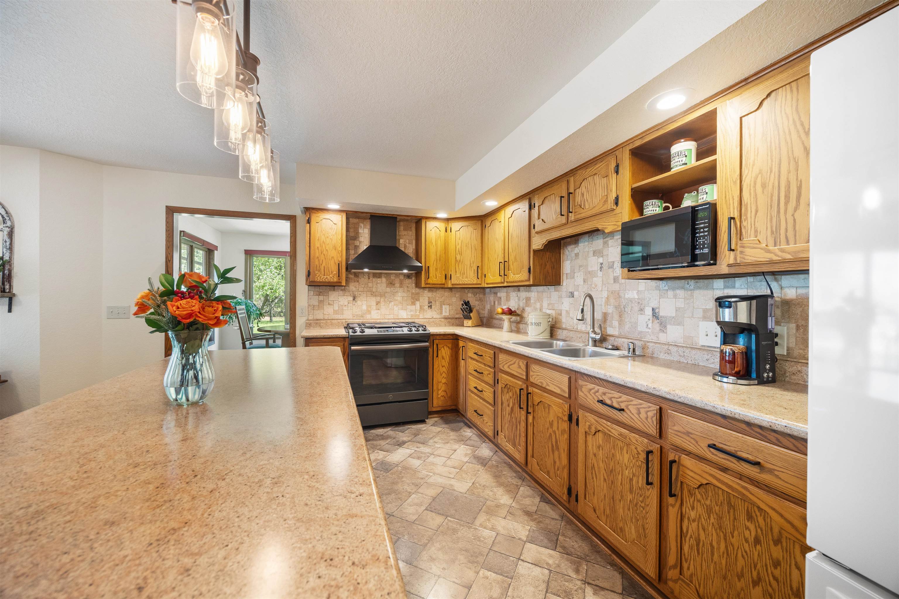 101 14TH AVENUE, Nekoosa, Wisconsin 54457, 3 Bedrooms Bedrooms, ,2 BathroomsBathrooms,Residential,For Sale,101 14TH AVENUE,22602144
