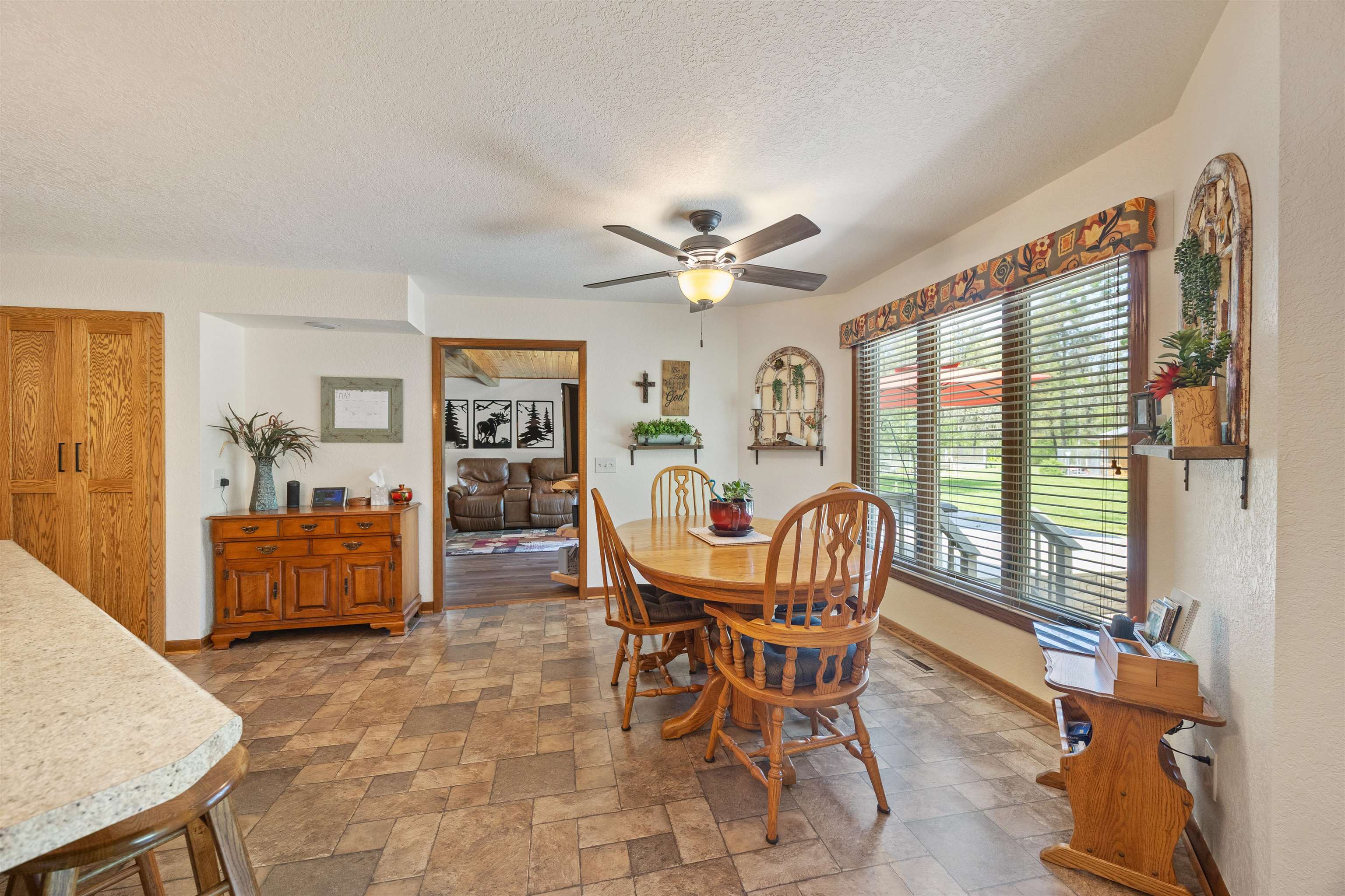 101 14TH AVENUE, Nekoosa, Wisconsin 54457, 3 Bedrooms Bedrooms, ,2 BathroomsBathrooms,Residential,For Sale,101 14TH AVENUE,22602144