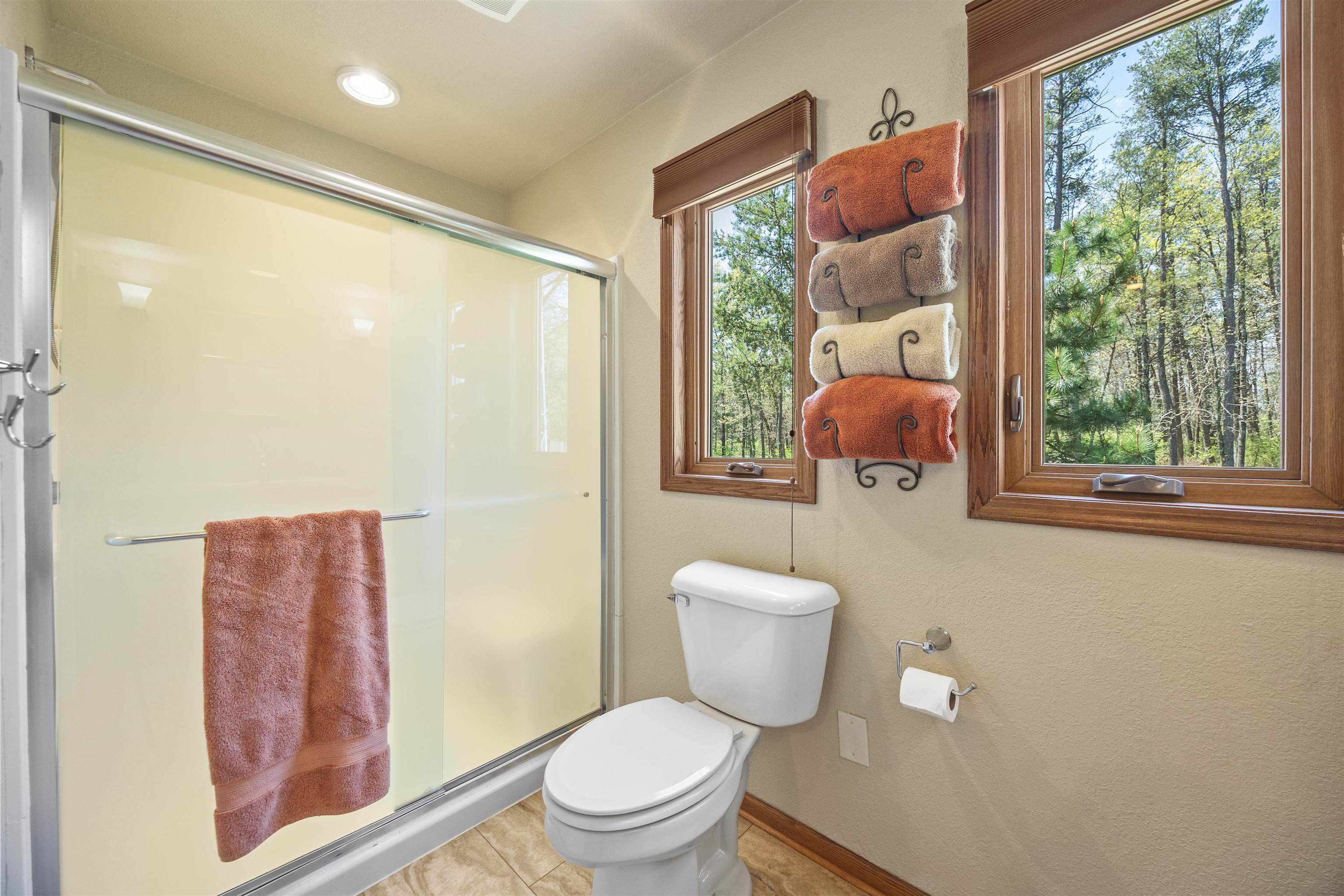 101 14TH AVENUE, Nekoosa, Wisconsin 54457, 3 Bedrooms Bedrooms, ,2 BathroomsBathrooms,Residential,For Sale,101 14TH AVENUE,22602144