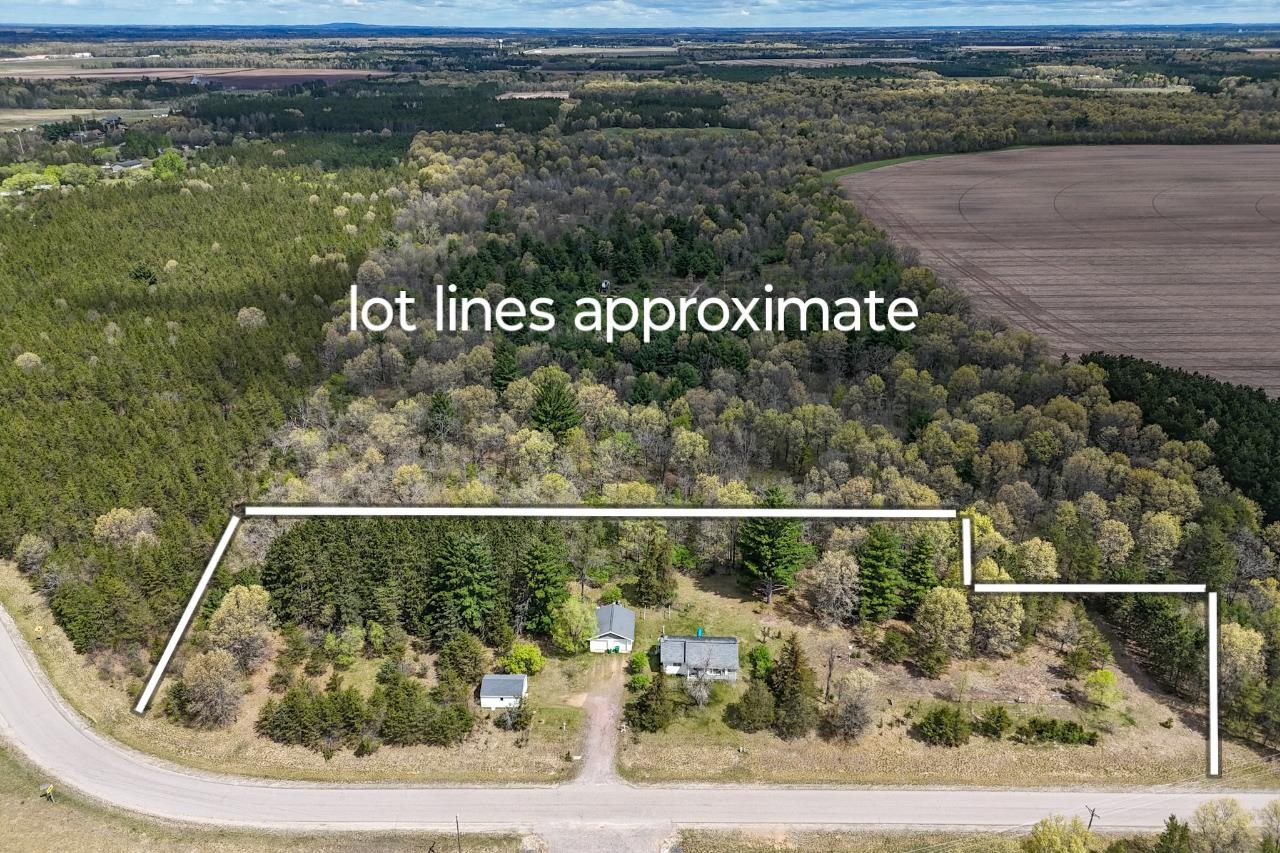 4750 COUNTY LINE ROAD, Nekoosa, Wisconsin 54457, 2 Bedrooms Bedrooms, ,1 BathroomBathrooms,Residential,For Sale,4750 COUNTY LINE ROAD,22602145