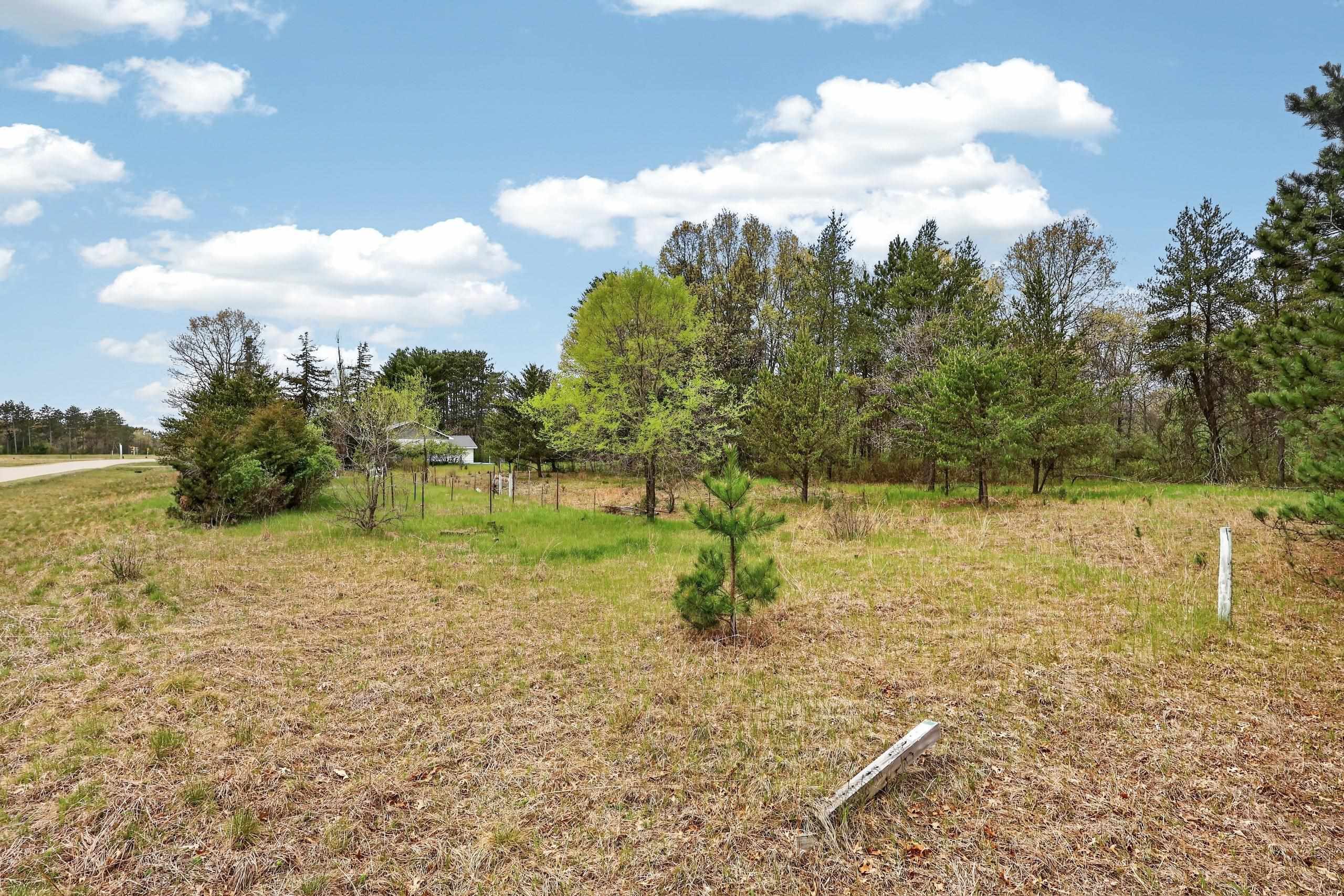 4750 COUNTY LINE ROAD, Nekoosa, Wisconsin 54457, 2 Bedrooms Bedrooms, ,1 BathroomBathrooms,Residential,For Sale,4750 COUNTY LINE ROAD,22602145
