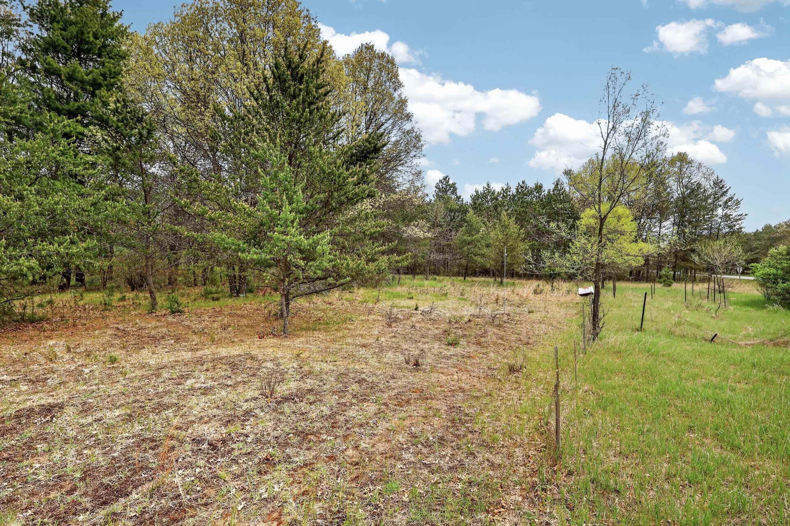 4750 COUNTY LINE ROAD, Nekoosa, Wisconsin 54457, 2 Bedrooms Bedrooms, ,1 BathroomBathrooms,Residential,For Sale,4750 COUNTY LINE ROAD,22602145