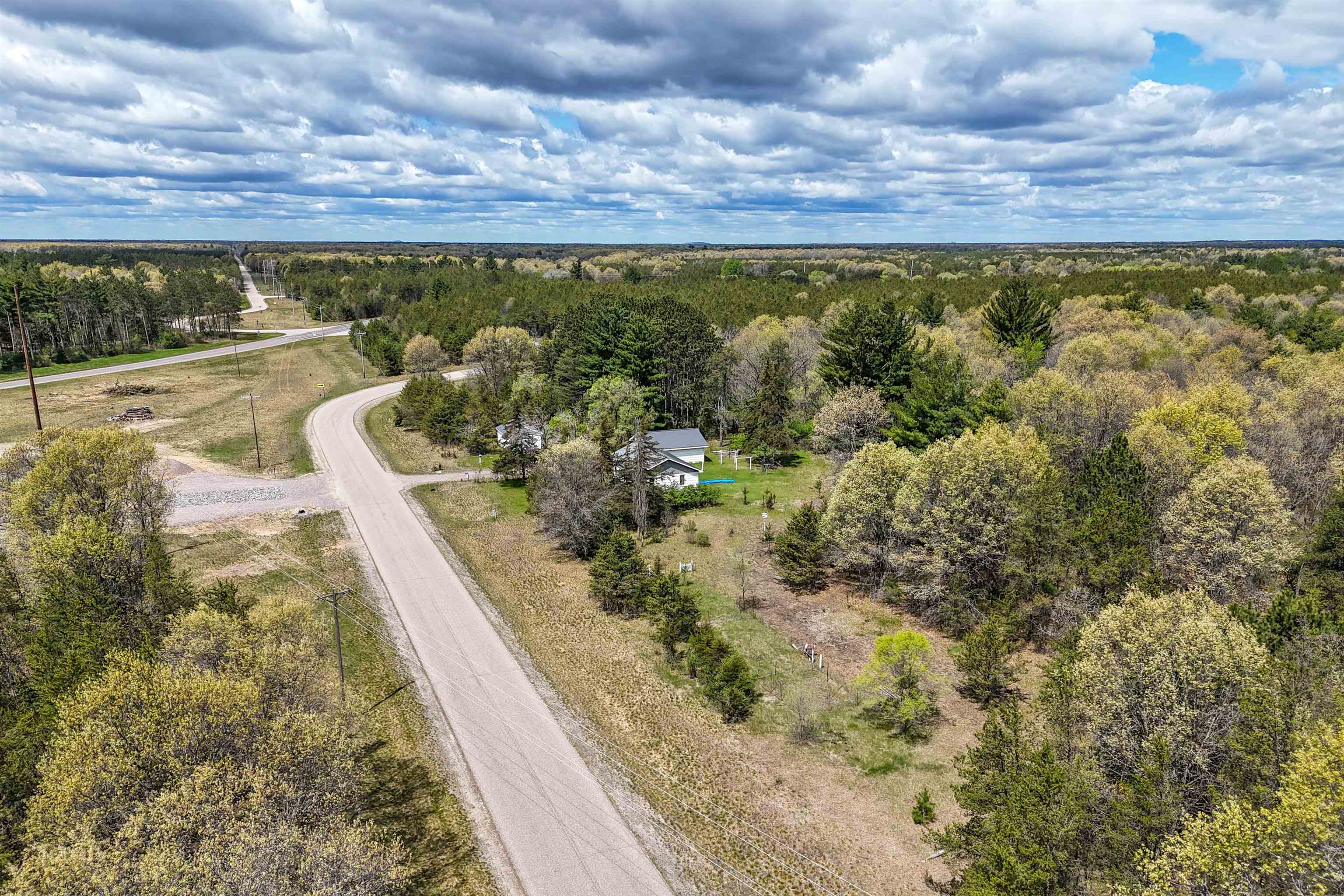 4750 COUNTY LINE ROAD, Nekoosa, Wisconsin 54457, 2 Bedrooms Bedrooms, ,1 BathroomBathrooms,Residential,For Sale,4750 COUNTY LINE ROAD,22602145