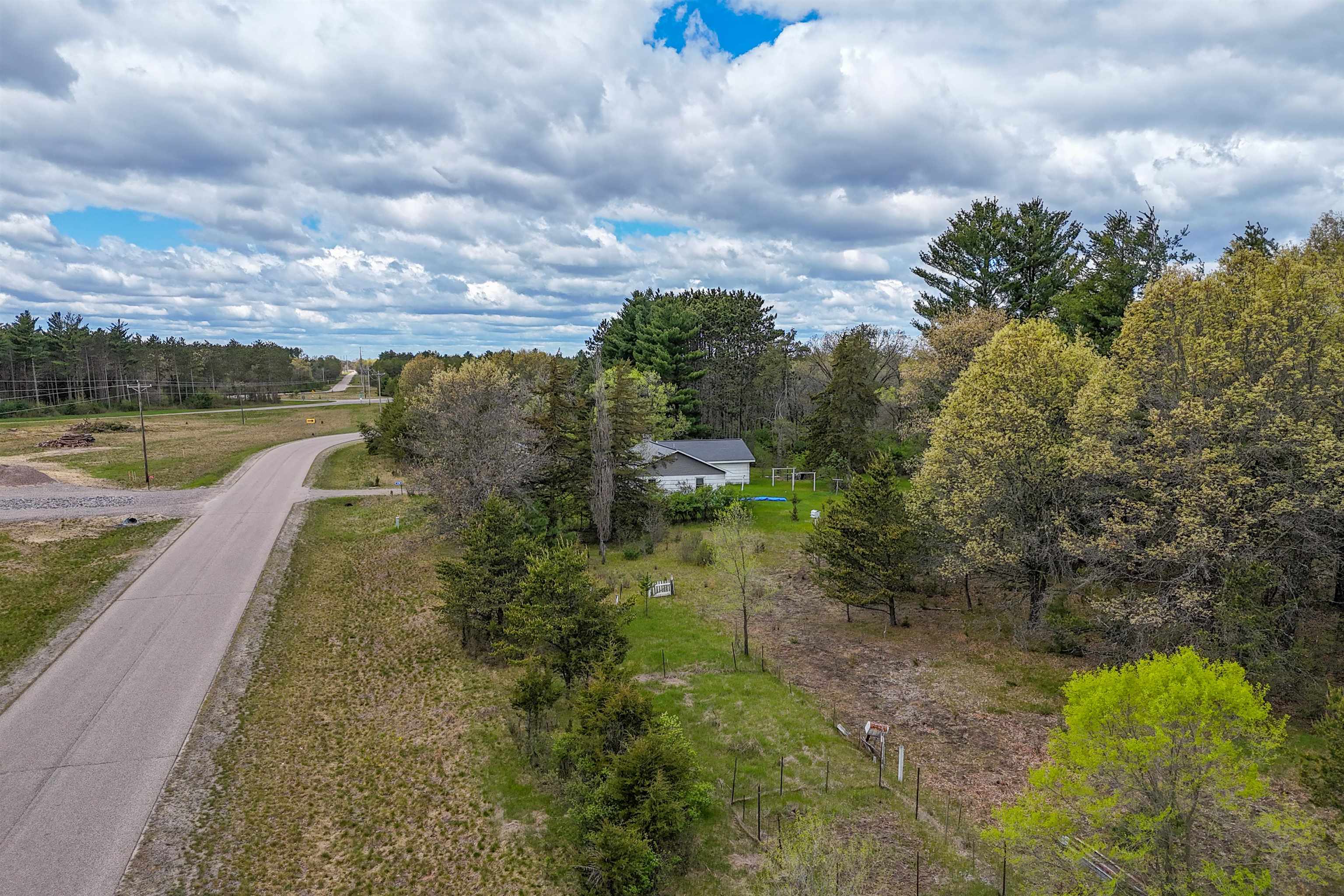 4750 COUNTY LINE ROAD, Nekoosa, Wisconsin 54457, 2 Bedrooms Bedrooms, ,1 BathroomBathrooms,Residential,For Sale,4750 COUNTY LINE ROAD,22602145