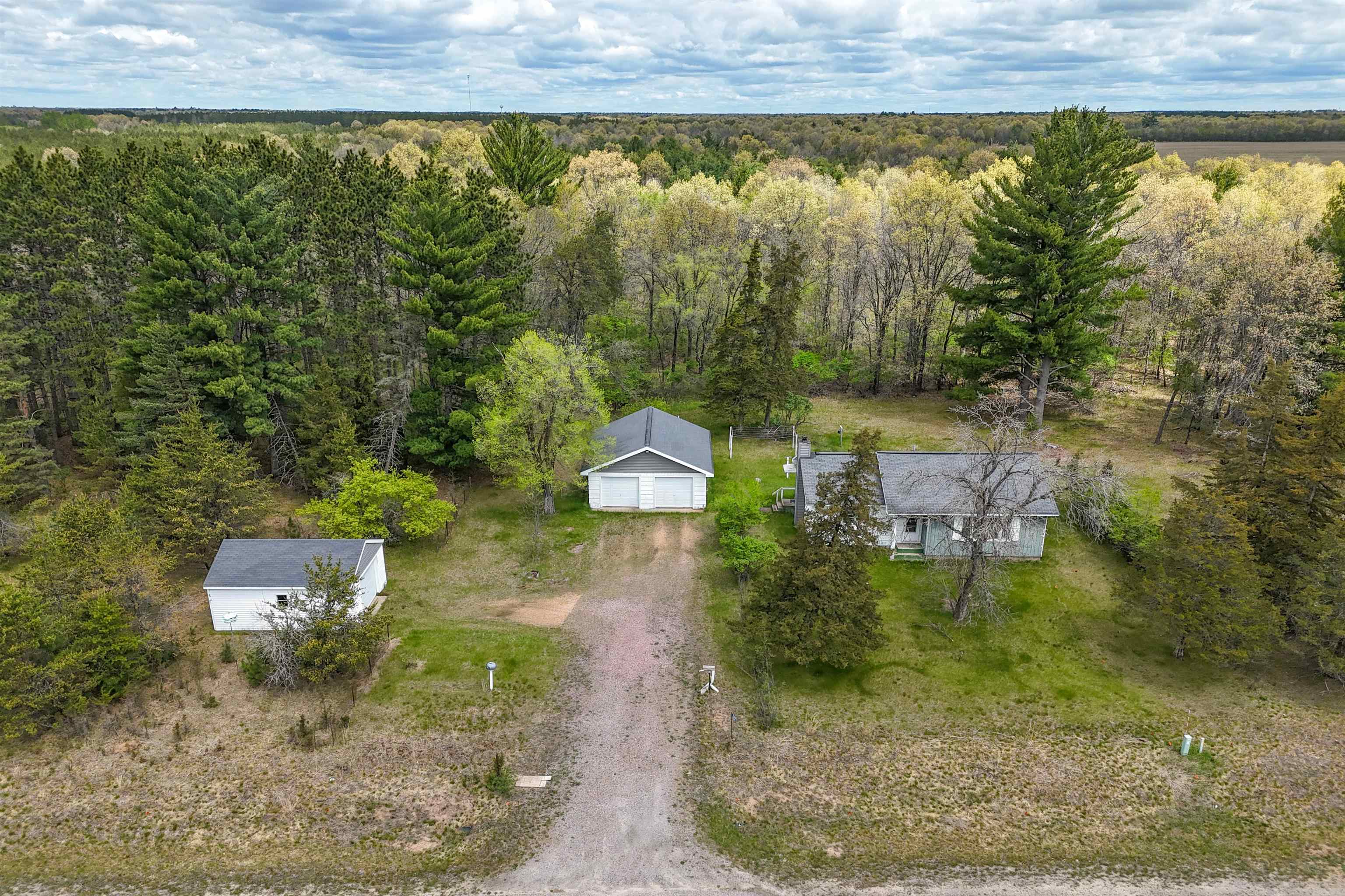 4750 COUNTY LINE ROAD, Nekoosa, Wisconsin 54457, 2 Bedrooms Bedrooms, ,1 BathroomBathrooms,Residential,For Sale,4750 COUNTY LINE ROAD,22602145