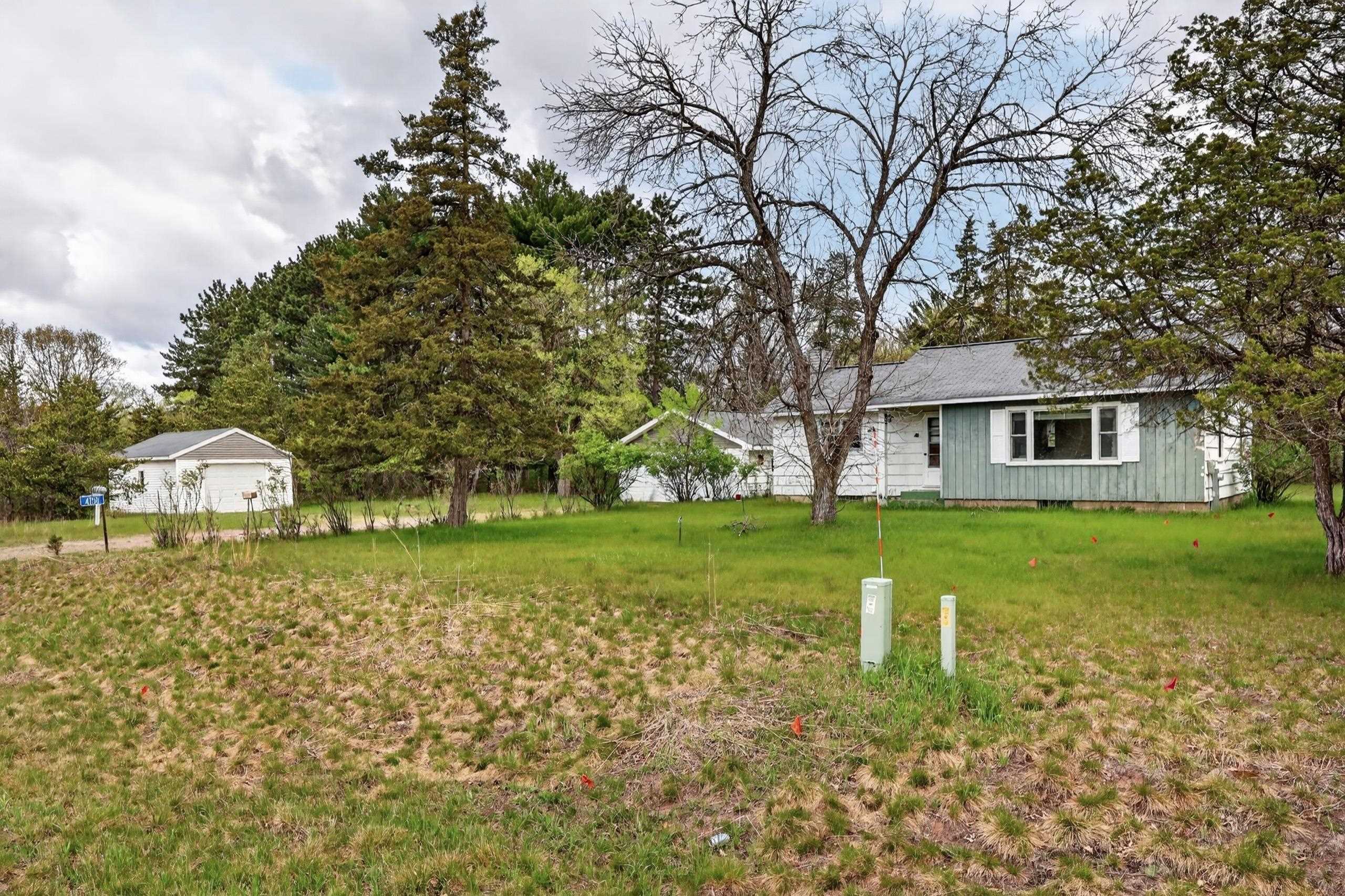 4750 COUNTY LINE ROAD, Nekoosa, Wisconsin 54457, 2 Bedrooms Bedrooms, ,1 BathroomBathrooms,Residential,For Sale,4750 COUNTY LINE ROAD,22602145
