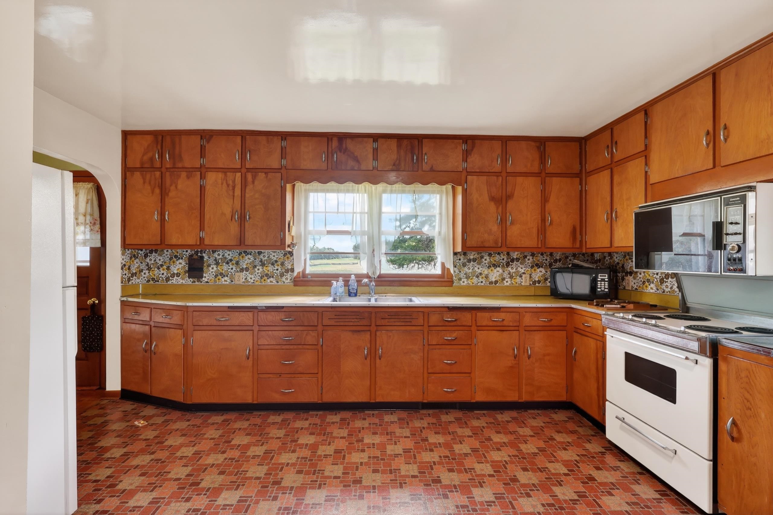4750 COUNTY LINE ROAD, Nekoosa, Wisconsin 54457, 2 Bedrooms Bedrooms, ,1 BathroomBathrooms,Residential,For Sale,4750 COUNTY LINE ROAD,22602145