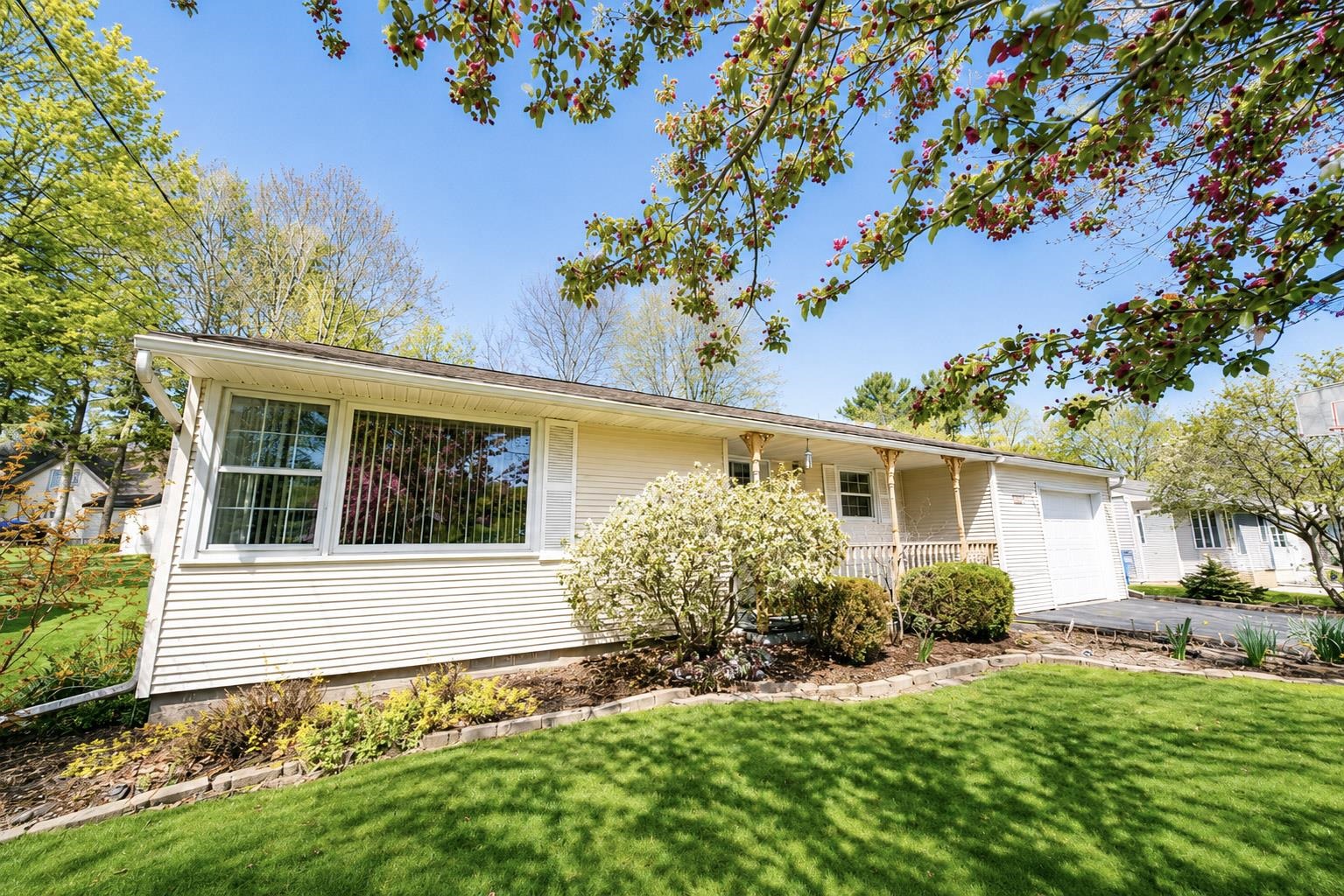 3912 CARL STREET, Wausau, Wisconsin 54401, 3 Bedrooms Bedrooms, ,1 BathroomBathrooms,Residential,For Sale,3912 CARL STREET,22602148
