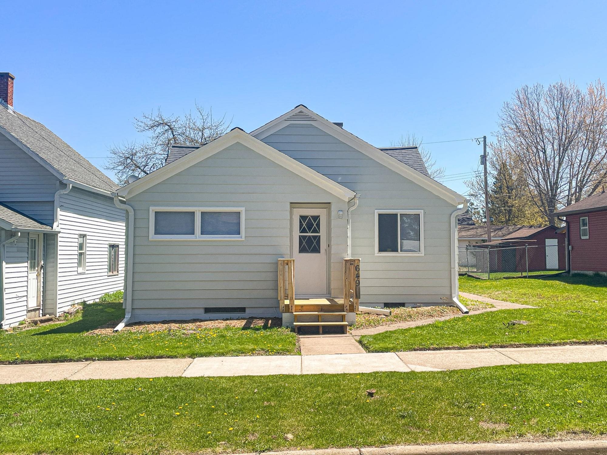 649 7TH AVENUE SOUTH, Park Falls, Wisconsin 54552, 3 Bedrooms Bedrooms, ,1 BathroomBathrooms,Residential,For Sale,649 7TH AVENUE SOUTH,22602150