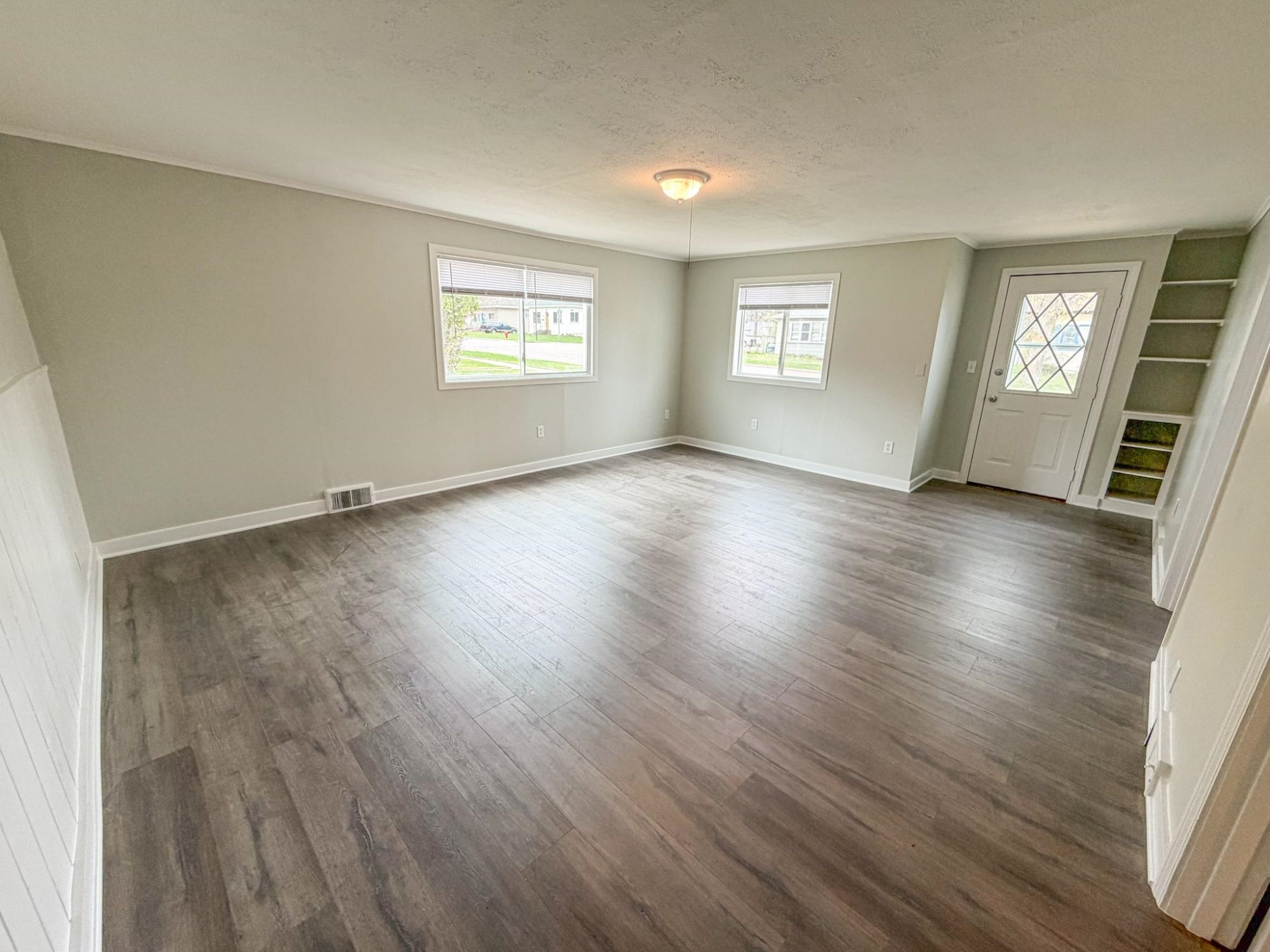 649 7TH AVENUE SOUTH, Park Falls, Wisconsin 54552, 3 Bedrooms Bedrooms, ,1 BathroomBathrooms,Residential,For Sale,649 7TH AVENUE SOUTH,22602150