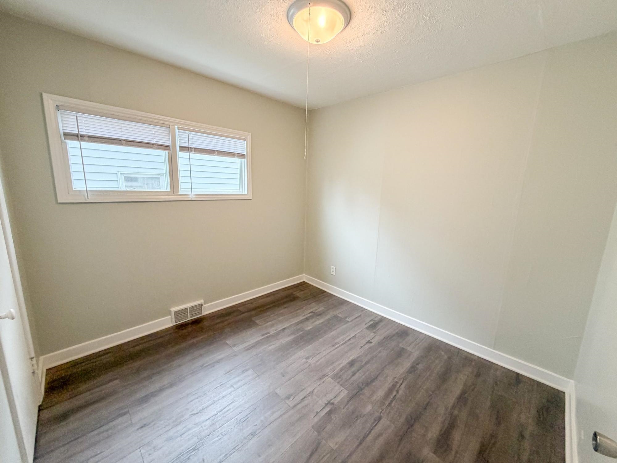 649 7TH AVENUE SOUTH, Park Falls, Wisconsin 54552, 3 Bedrooms Bedrooms, ,1 BathroomBathrooms,Residential,For Sale,649 7TH AVENUE SOUTH,22602150