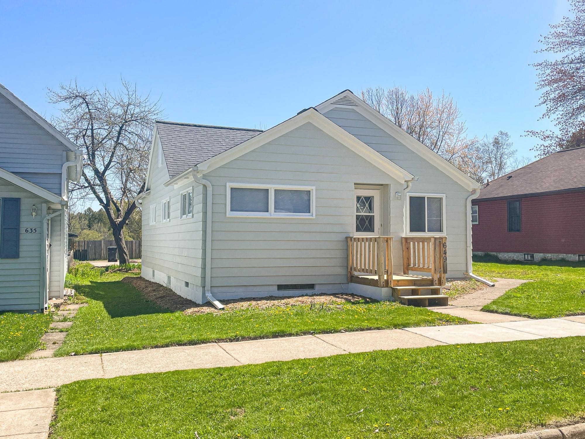 649 7TH AVENUE SOUTH, Park Falls, Wisconsin 54552, 3 Bedrooms Bedrooms, ,1 BathroomBathrooms,Residential,For Sale,649 7TH AVENUE SOUTH,22602150