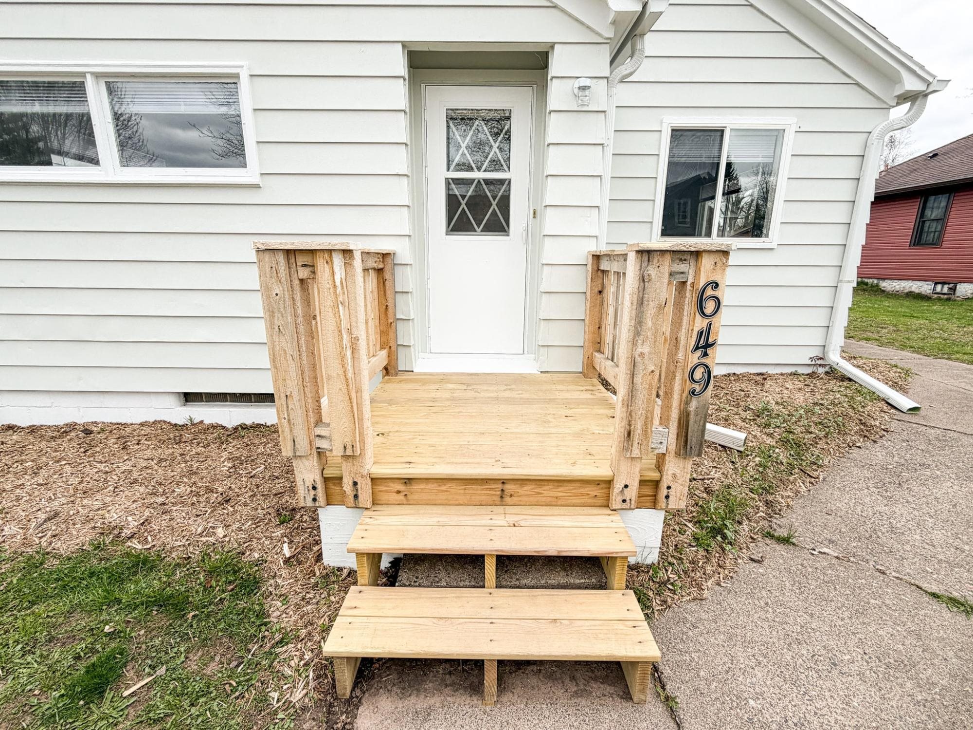 649 7TH AVENUE SOUTH, Park Falls, Wisconsin 54552, 3 Bedrooms Bedrooms, ,1 BathroomBathrooms,Residential,For Sale,649 7TH AVENUE SOUTH,22602150