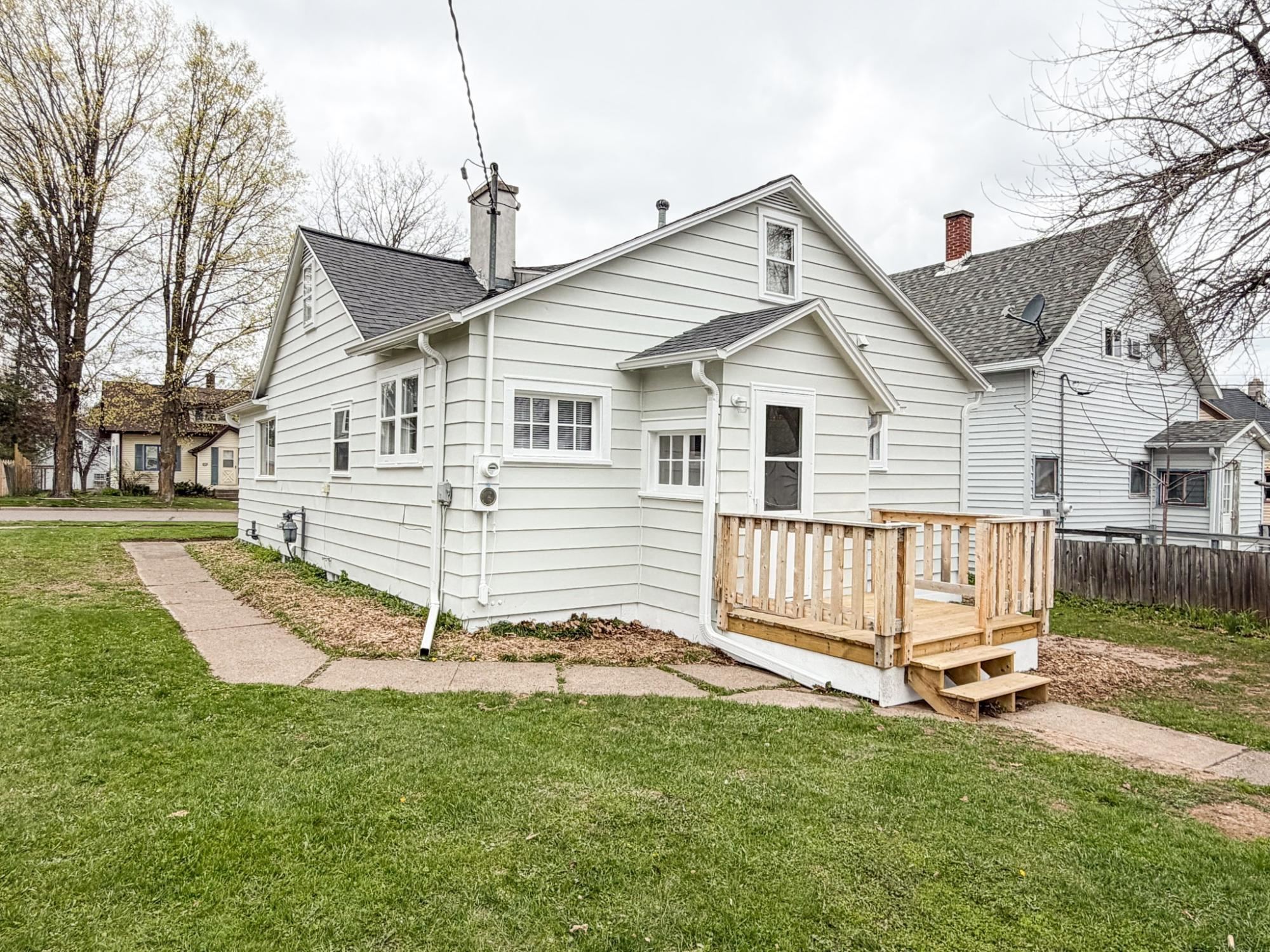 649 7TH AVENUE SOUTH, Park Falls, Wisconsin 54552, 3 Bedrooms Bedrooms, ,1 BathroomBathrooms,Residential,For Sale,649 7TH AVENUE SOUTH,22602150