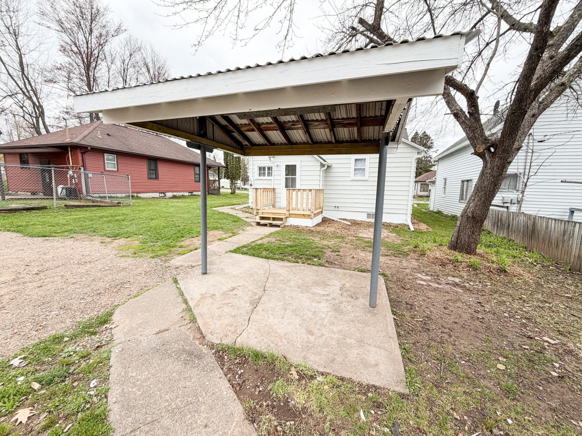 649 7TH AVENUE SOUTH, Park Falls, Wisconsin 54552, 3 Bedrooms Bedrooms, ,1 BathroomBathrooms,Residential,For Sale,649 7TH AVENUE SOUTH,22602150