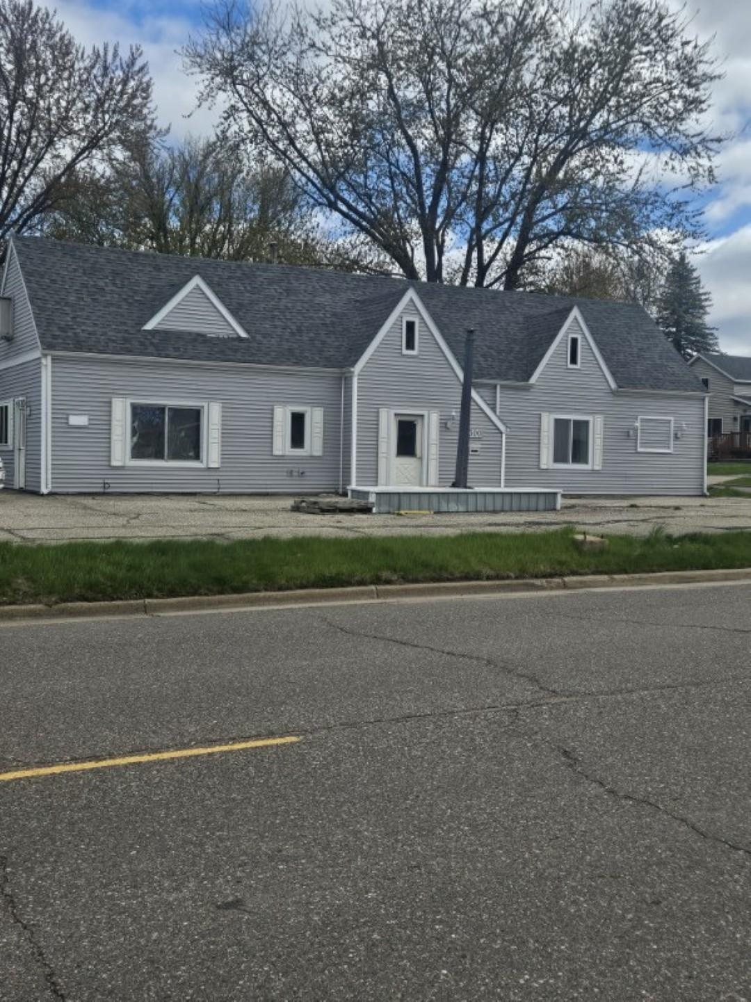 300 W STANLEY STREET, Thorp, Wisconsin 54771, 2 Bedrooms Bedrooms, ,1 BathroomBathrooms,Residential,For Sale,300 W STANLEY STREET,22602151