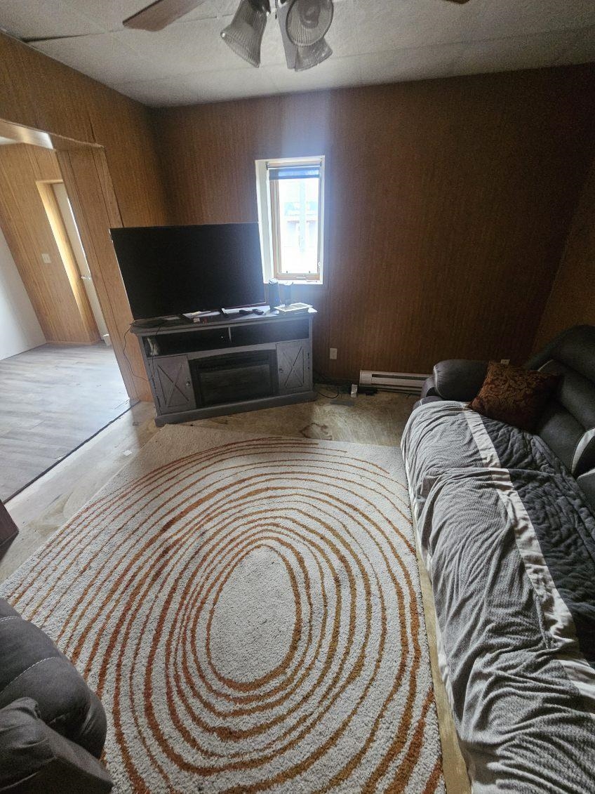 300 W STANLEY STREET, Thorp, Wisconsin 54771, 2 Bedrooms Bedrooms, ,1 BathroomBathrooms,Residential,For Sale,300 W STANLEY STREET,22602151