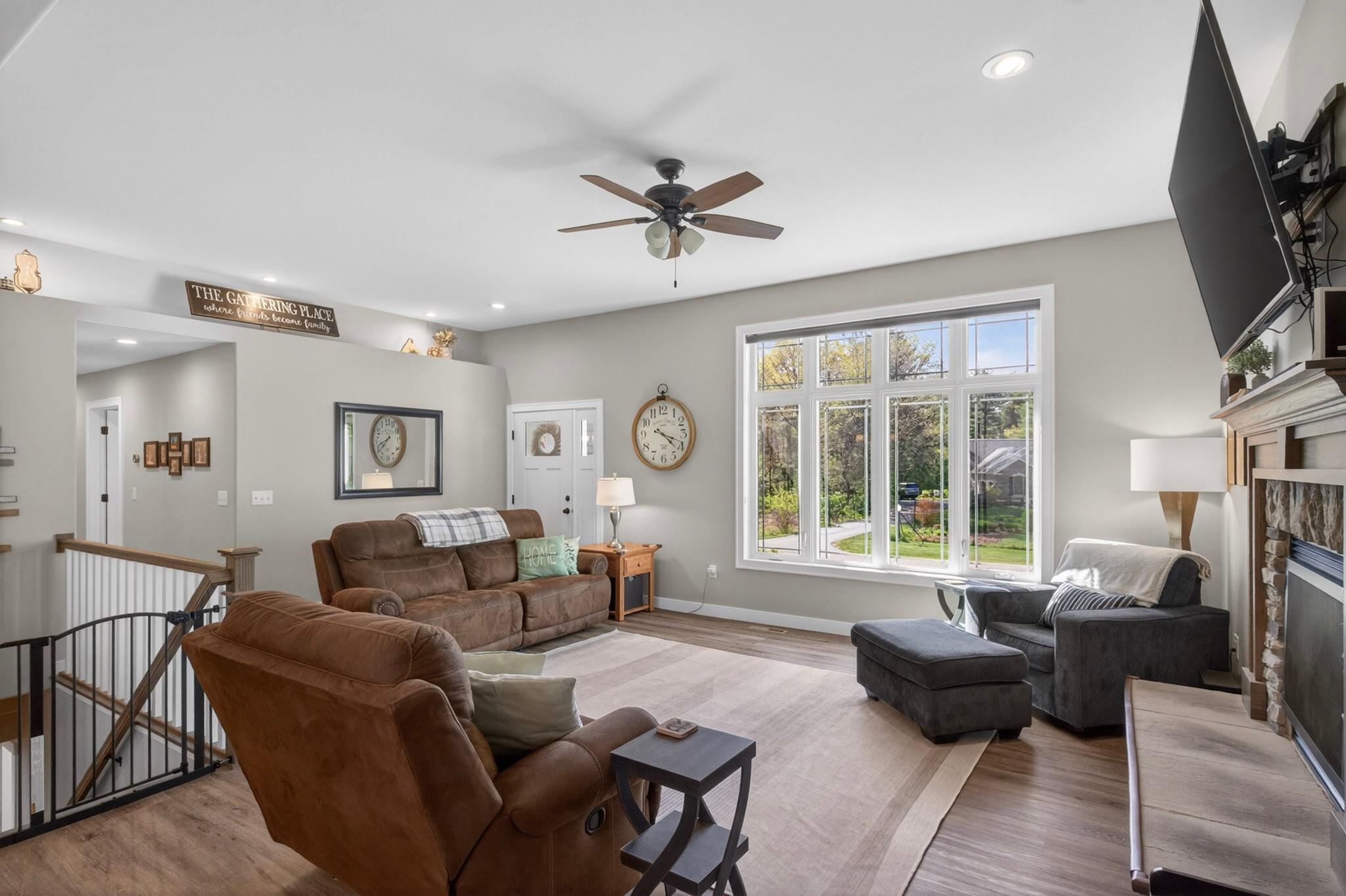 2430 CRYSTAL LANE, Wisconsin Rapids, Wisconsin 54494, 4 Bedrooms Bedrooms, ,3 BathroomsBathrooms,Residential,For Sale,2430 CRYSTAL LANE,22602153