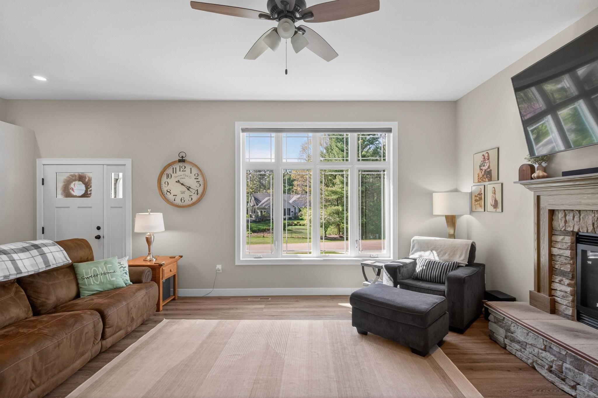 2430 CRYSTAL LANE, Wisconsin Rapids, Wisconsin 54494, 4 Bedrooms Bedrooms, ,3 BathroomsBathrooms,Residential,For Sale,2430 CRYSTAL LANE,22602153